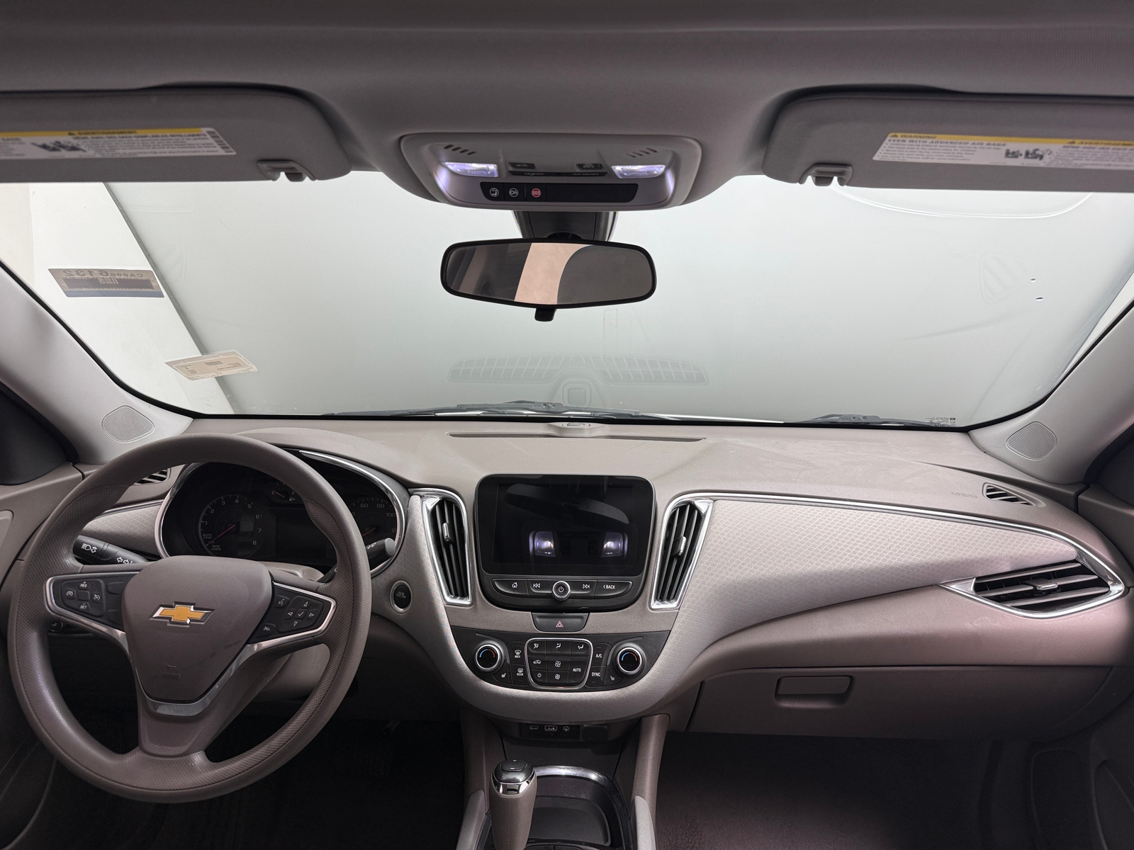 Thumbnail: 2019 Chevrolet Malibu - 3