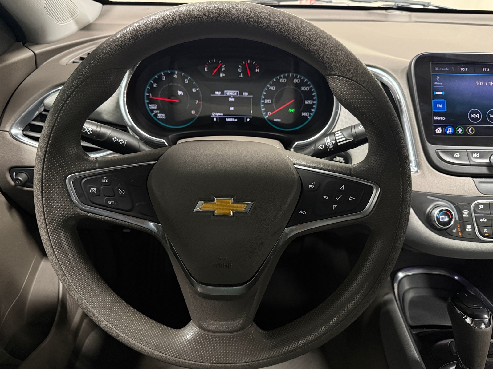 Thumbnail: 2019 Chevrolet Malibu - 5