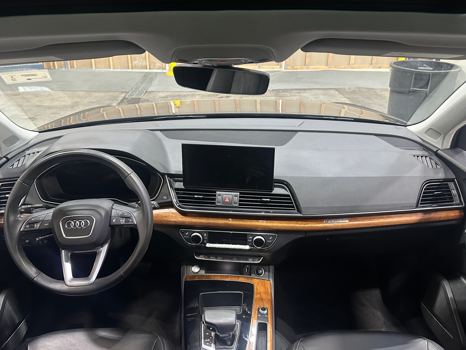 Thumbnail: 2023 Audi Q5 - 3