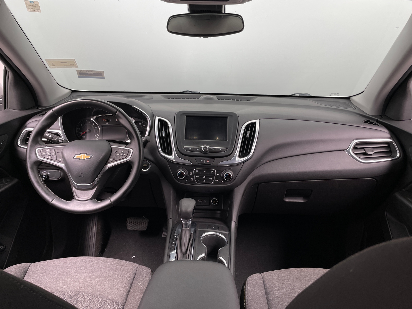 Thumbnail: 2023 Chevrolet Equinox - 3