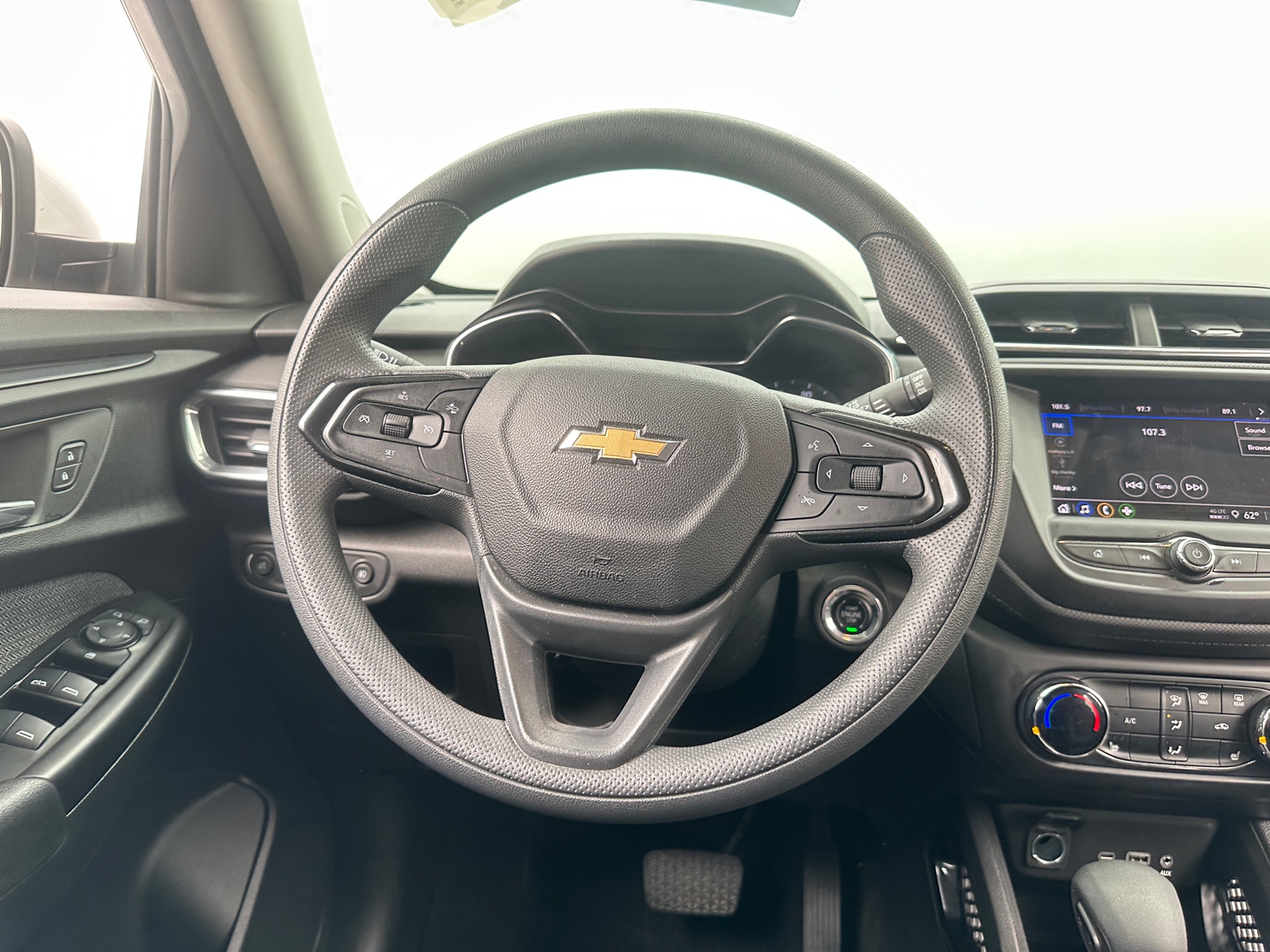 Thumbnail: 2023 Chevrolet TrailBlazer - 5