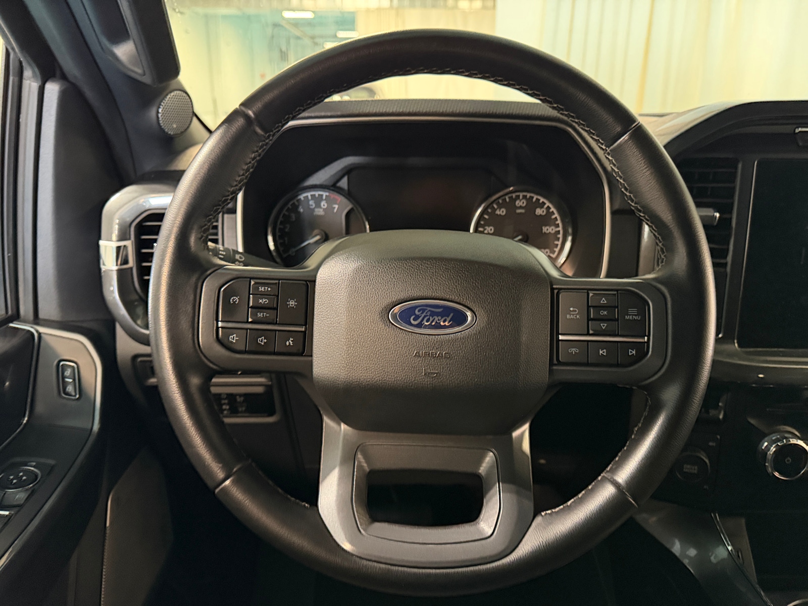 Thumbnail: 2023 Ford Econoline - 5