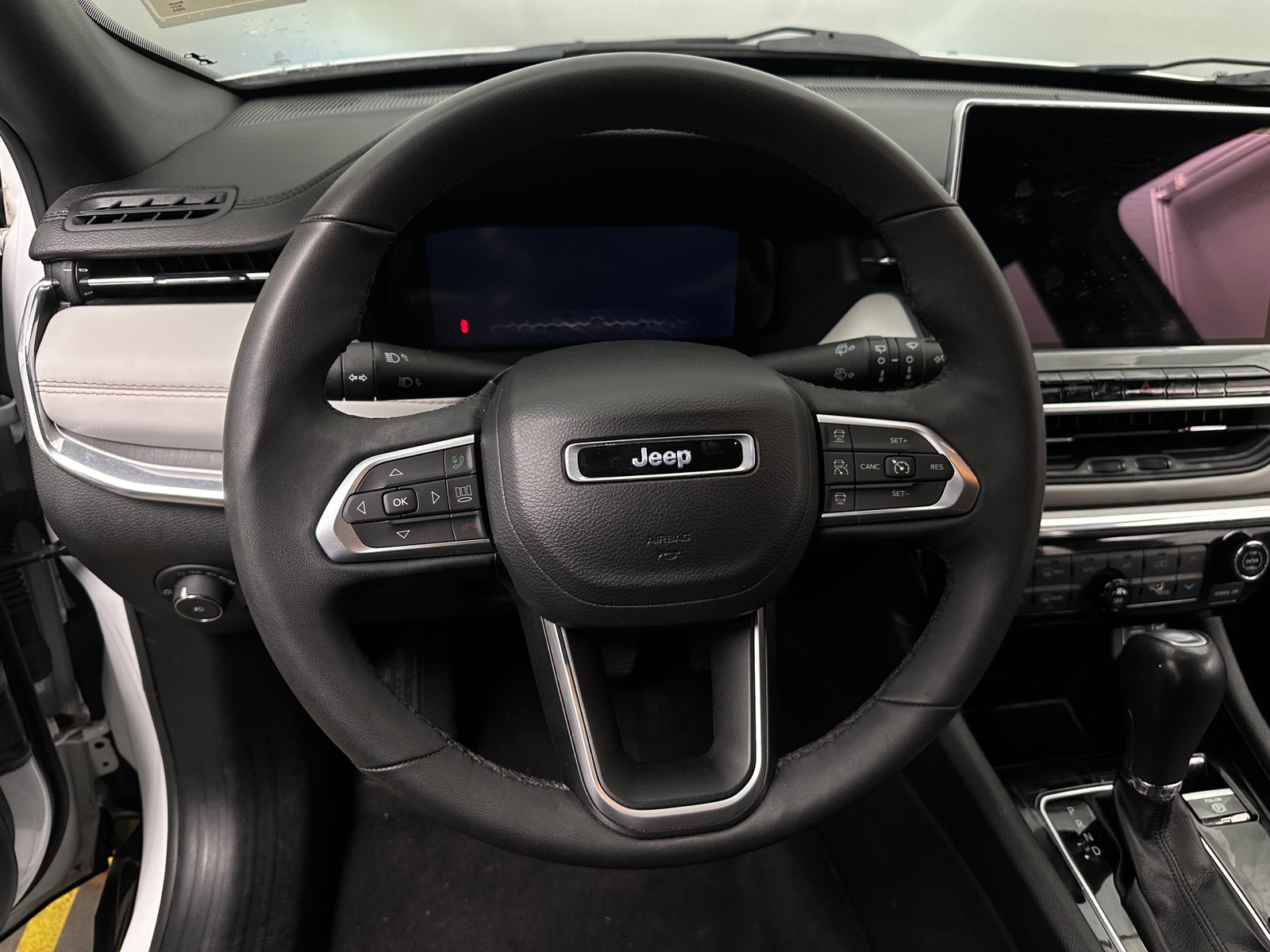 Thumbnail: 2023 Jeep Compass - 4