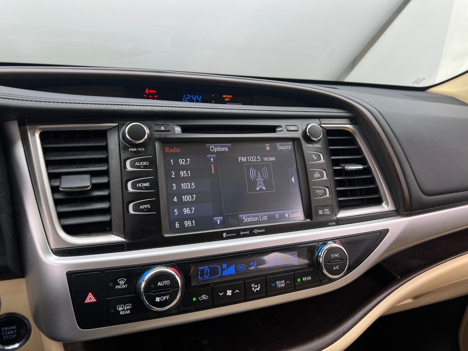 Thumbnail: 2019 Toyota Highlander - 3