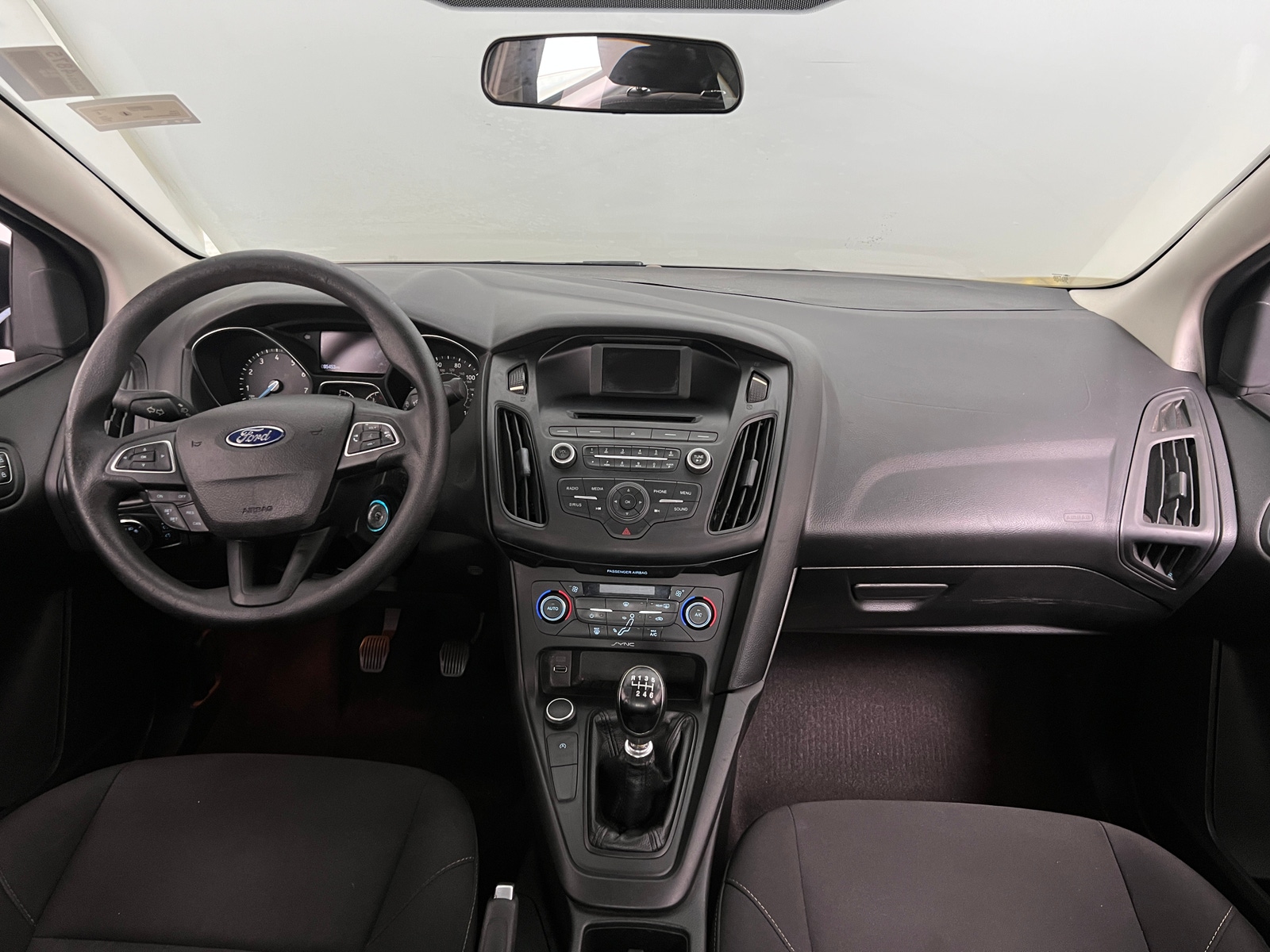 Thumbnail: 2017 Ford Focus - 3