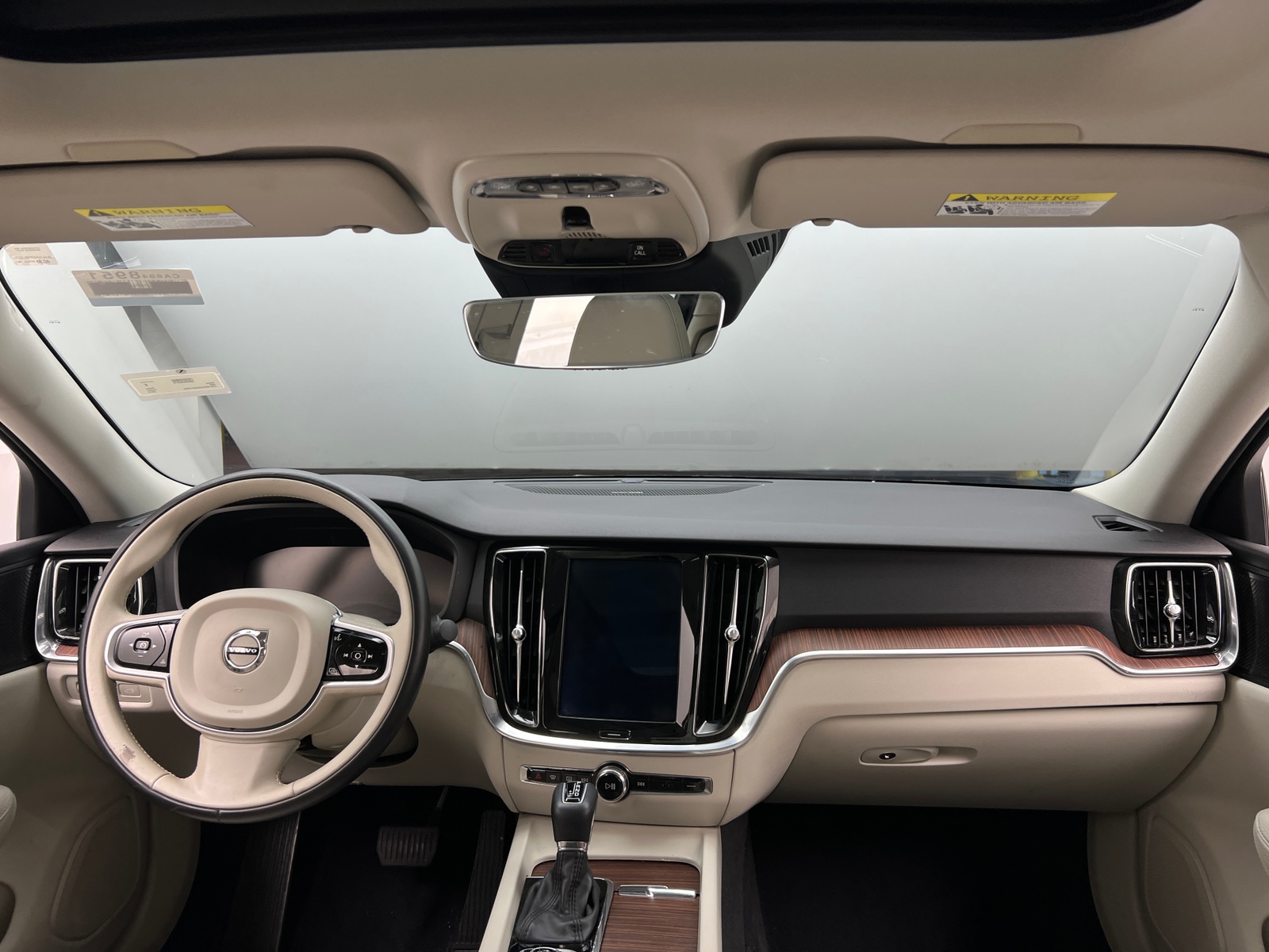 Thumbnail: 2019 Volvo S60 - 2