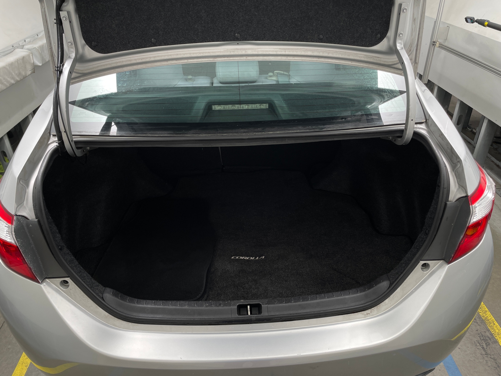 Thumbnail: 2015 Toyota Corolla - 7
