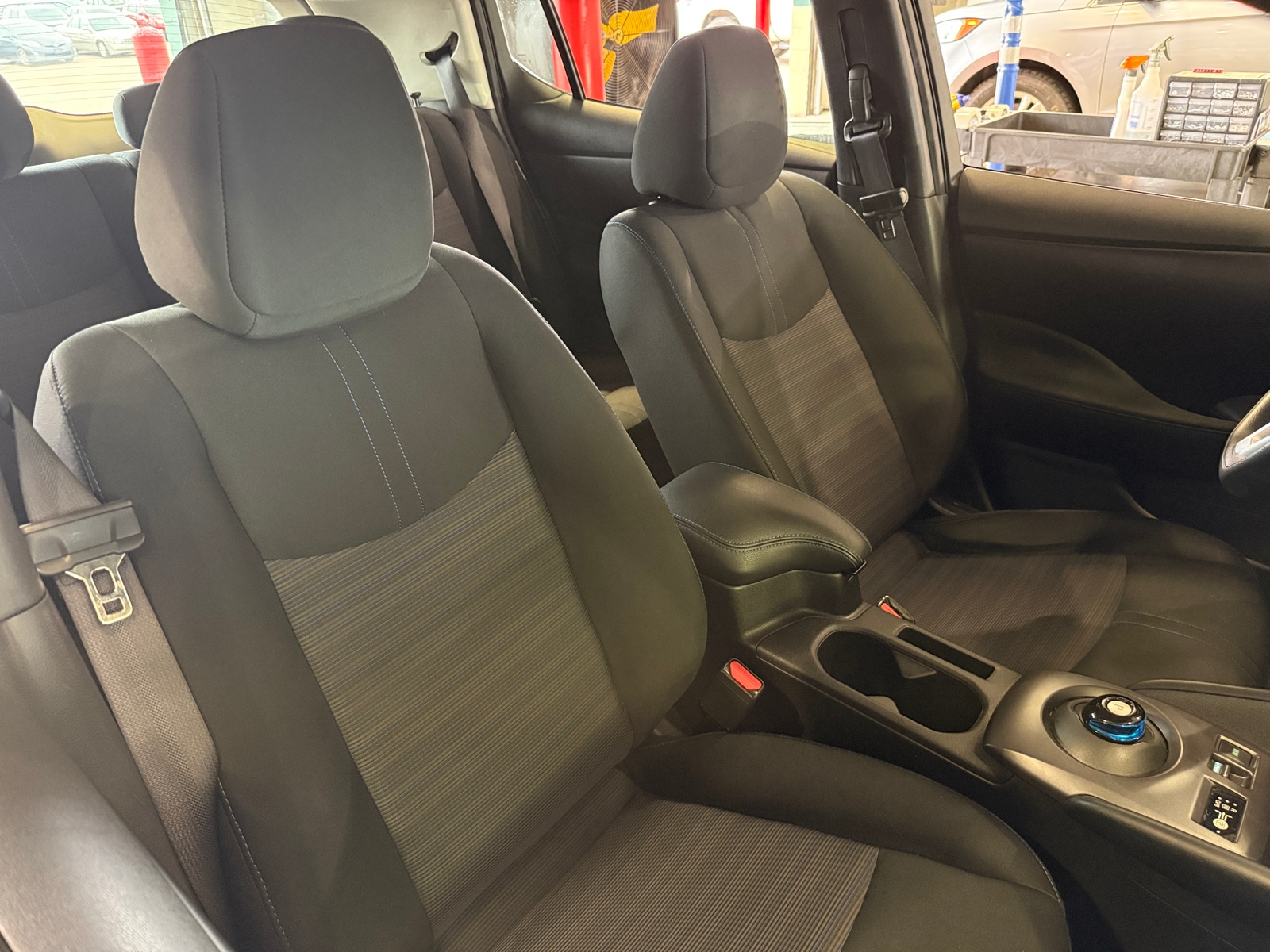 Thumbnail: 2025 Nissan Leaf - 2