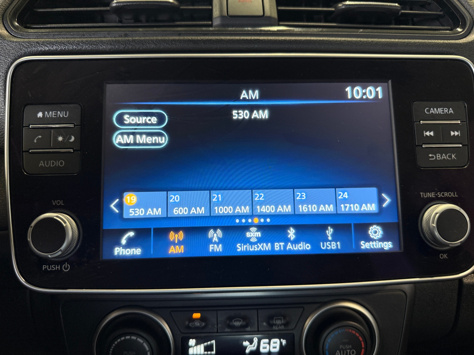 Thumbnail: 2025 Nissan Leaf - 4