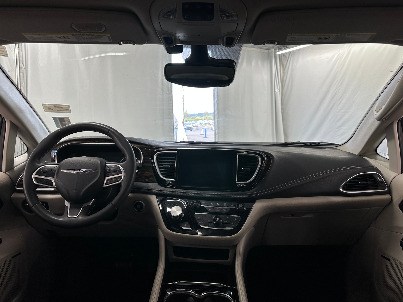 Thumbnail: 2022 Chrysler Pacifica - 2