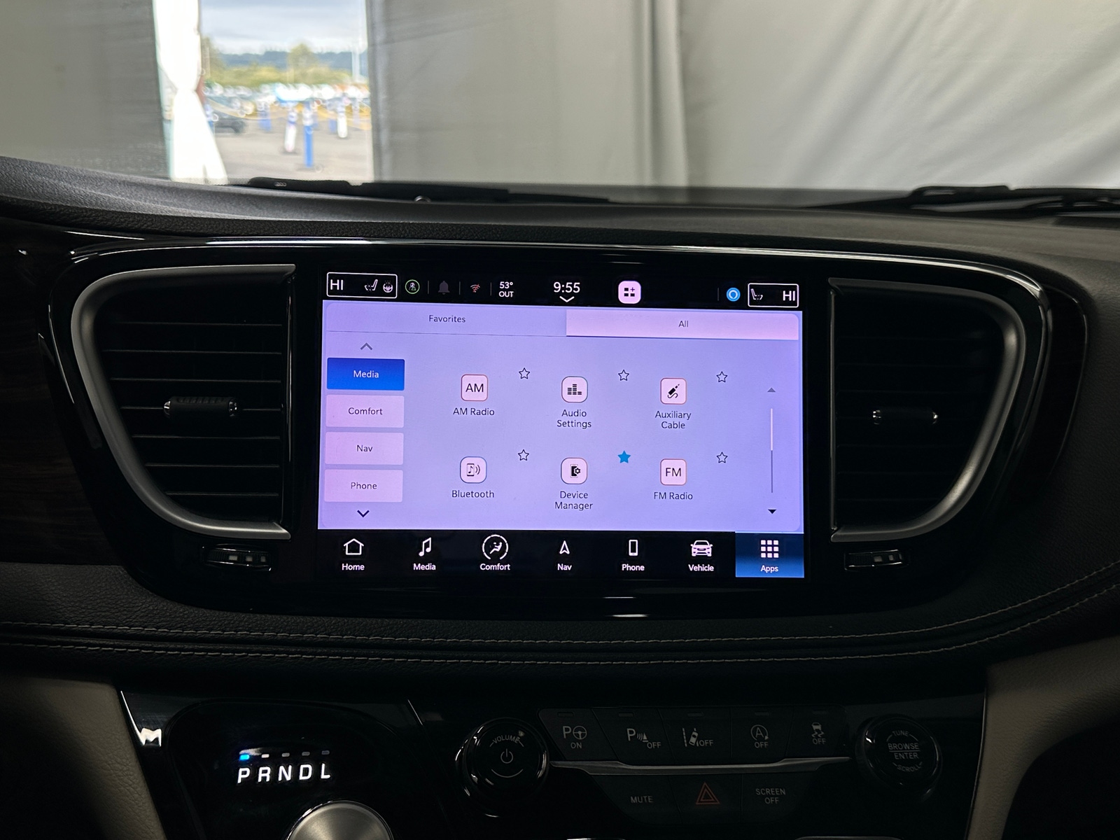Thumbnail: 2022 Chrysler Pacifica - 3