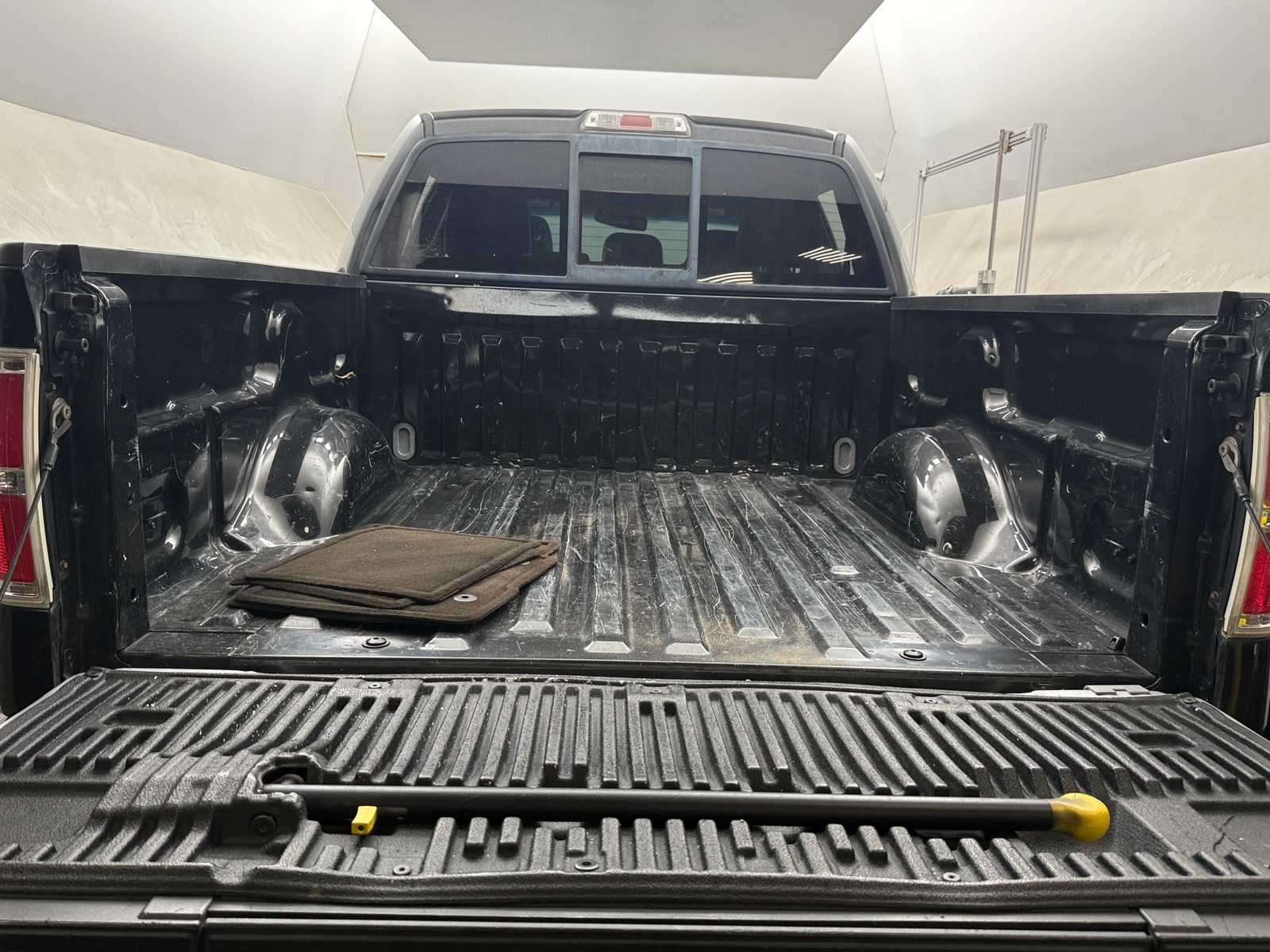 Thumbnail: 2013 Ford Econoline - 6