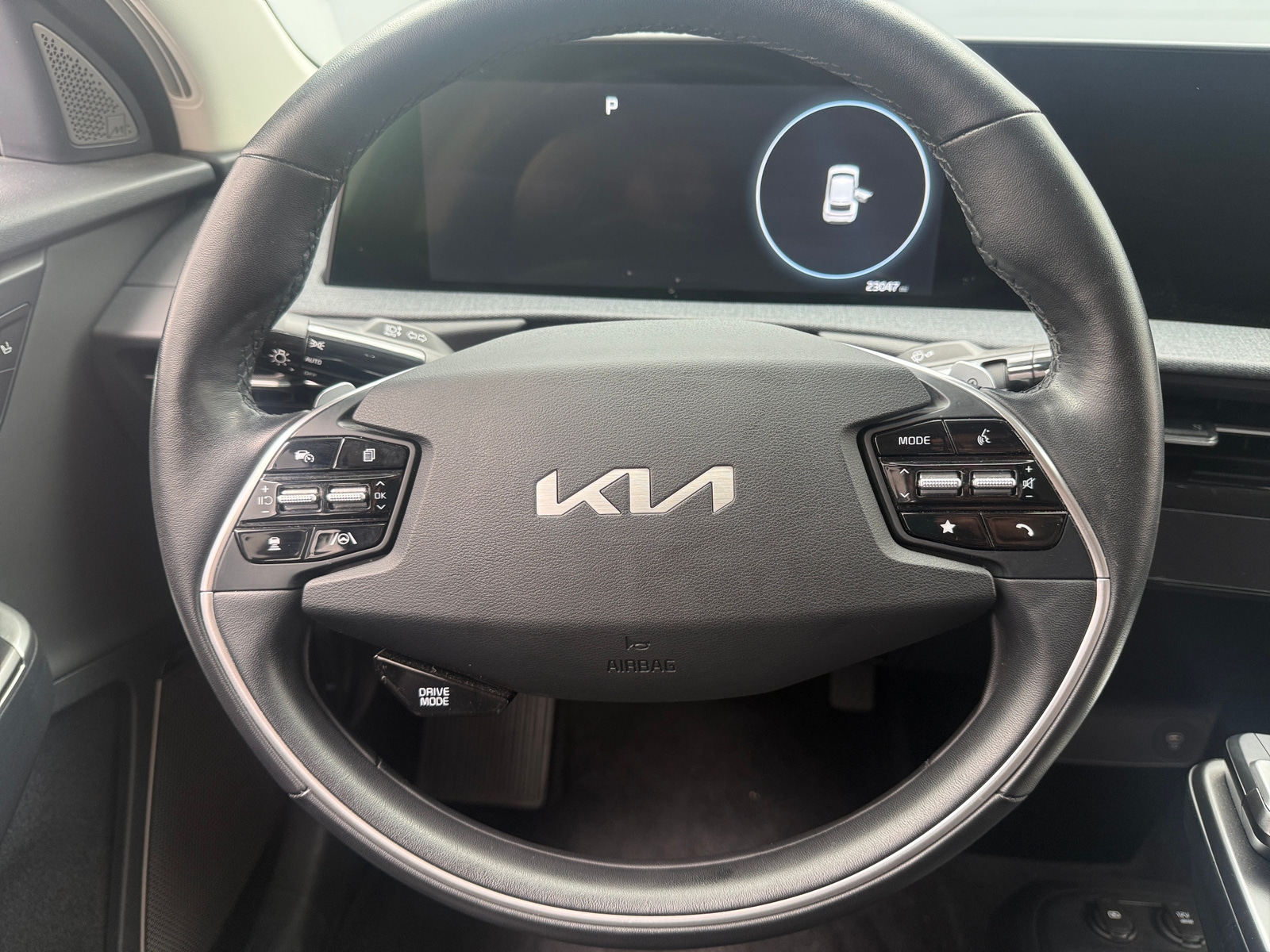 Thumbnail: 2023 Kia EV6 - 4
