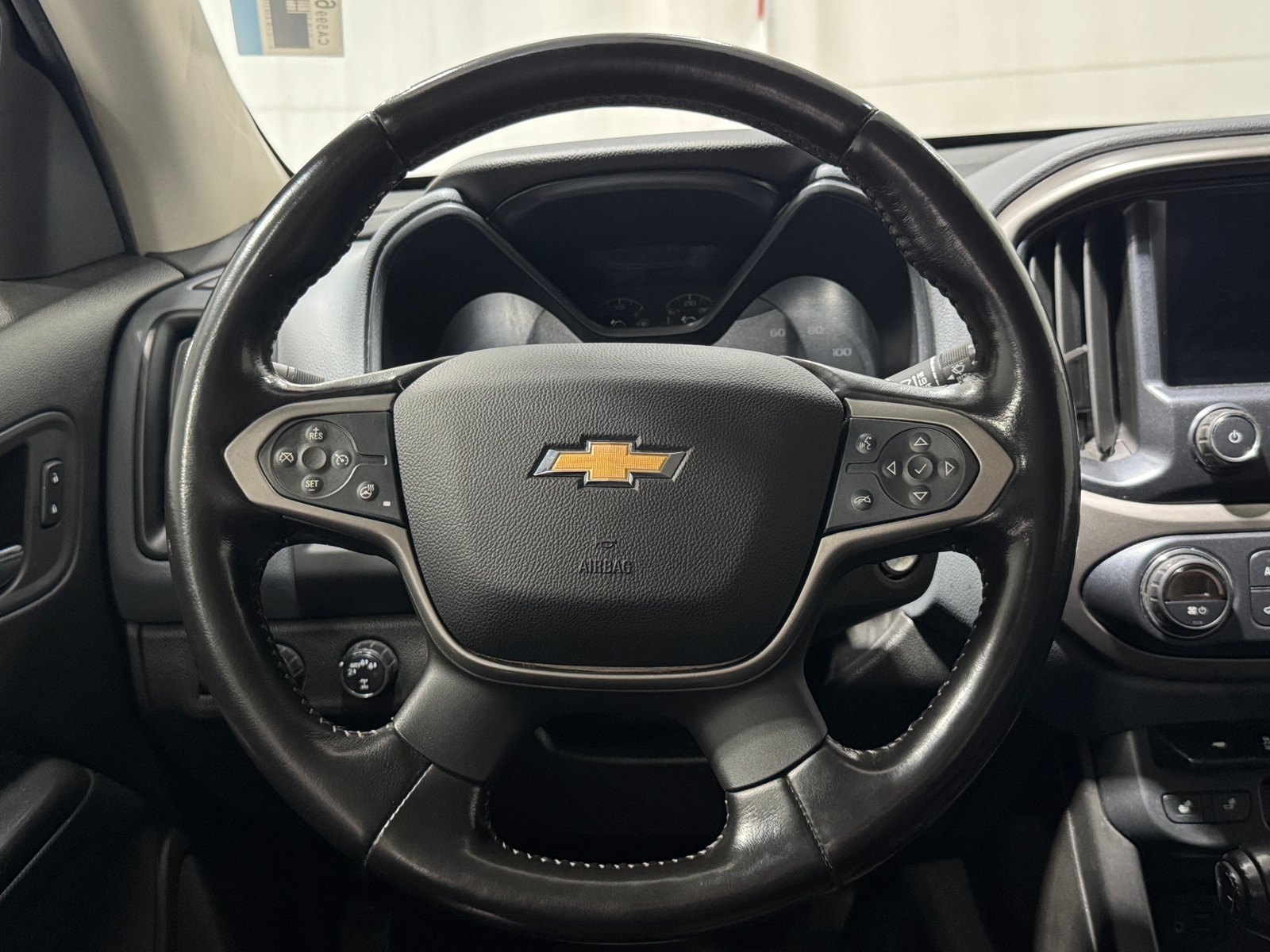 Thumbnail: 2019 Chevrolet Colorado - 4