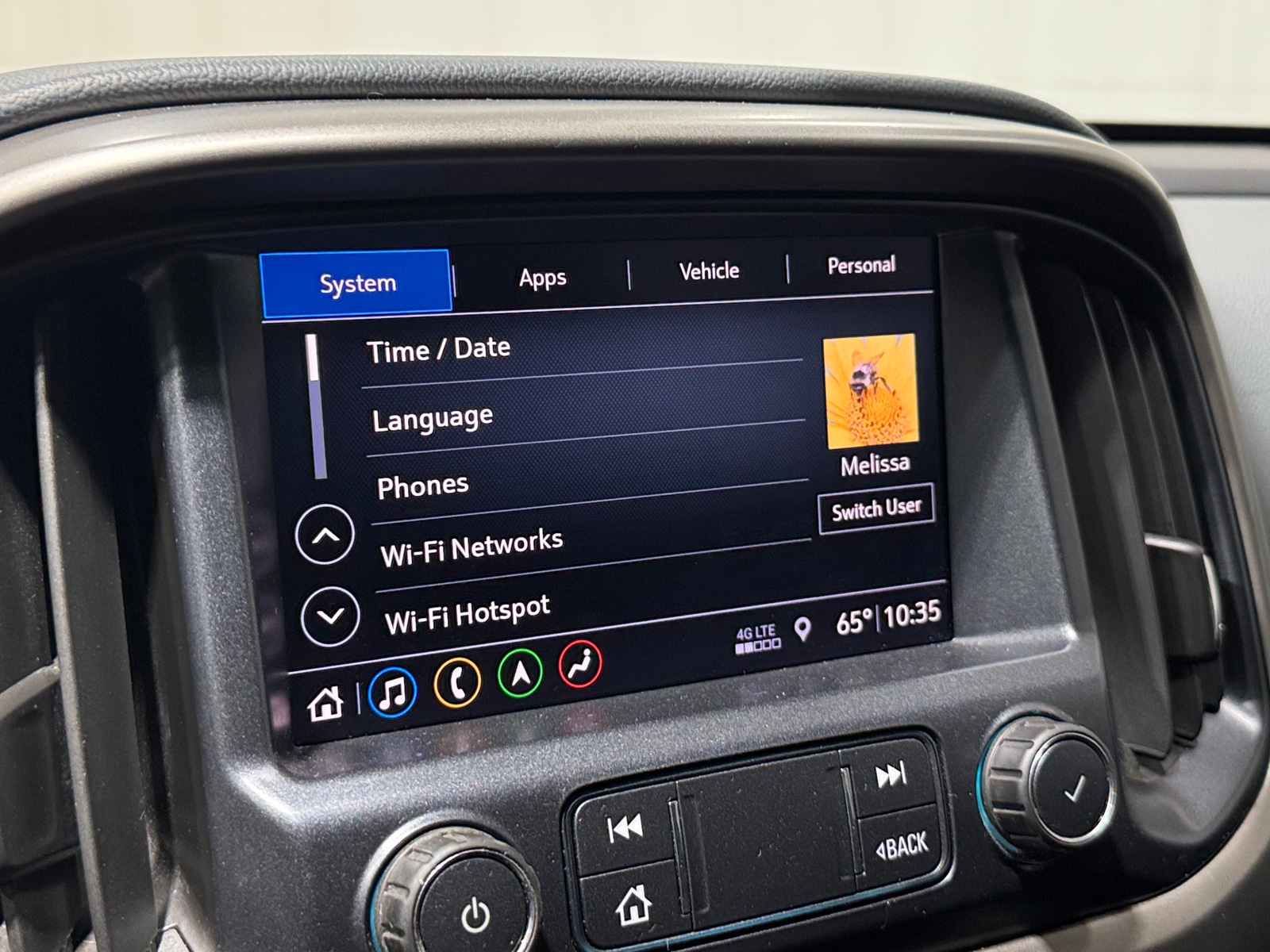 Thumbnail: 2019 Chevrolet Colorado - 3
