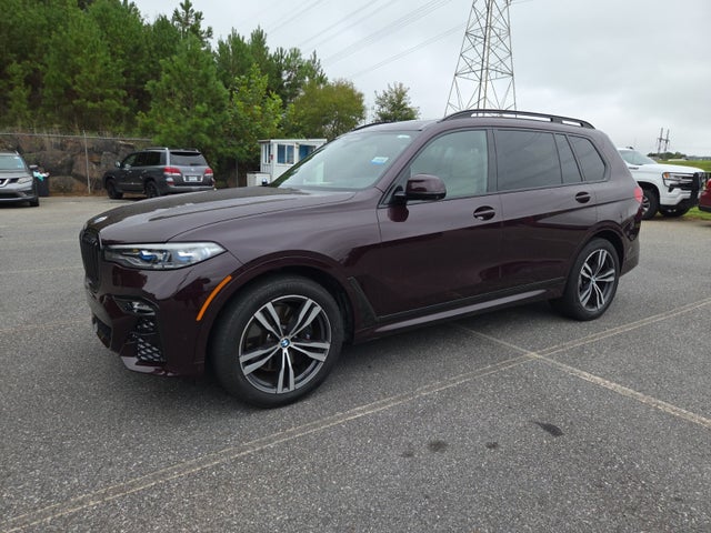 2021 BMW X7 M50i