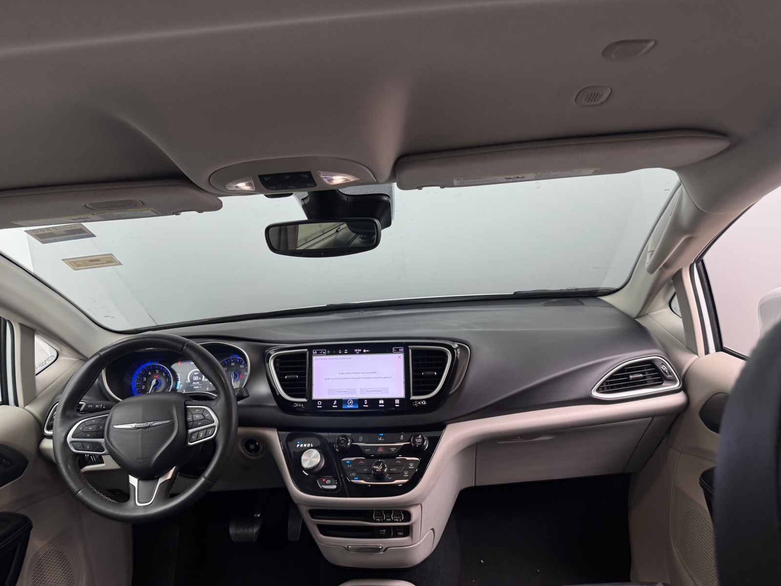 Thumbnail: 2022 Chrysler Pacifica - 2