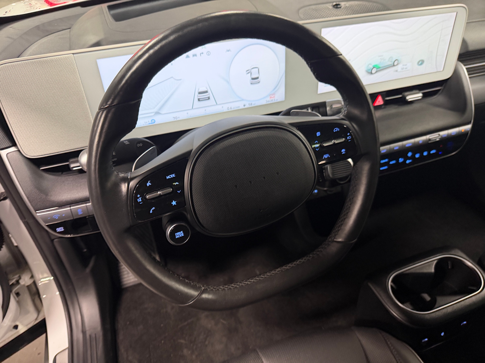 Thumbnail: 2023 Hyundai Ioniq 5 - 4
