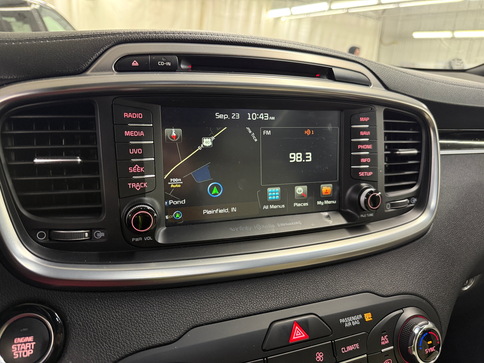 Thumbnail: 2016 Kia Sorento - 3