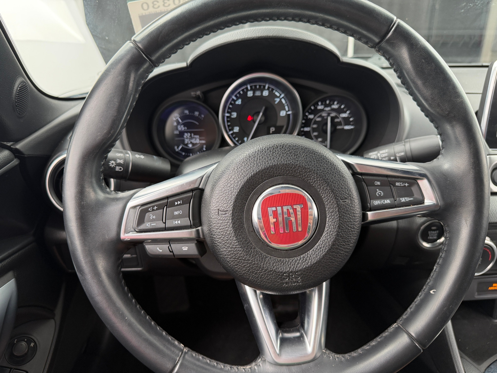 Thumbnail: 2017 Fiat 124 Spider - 5