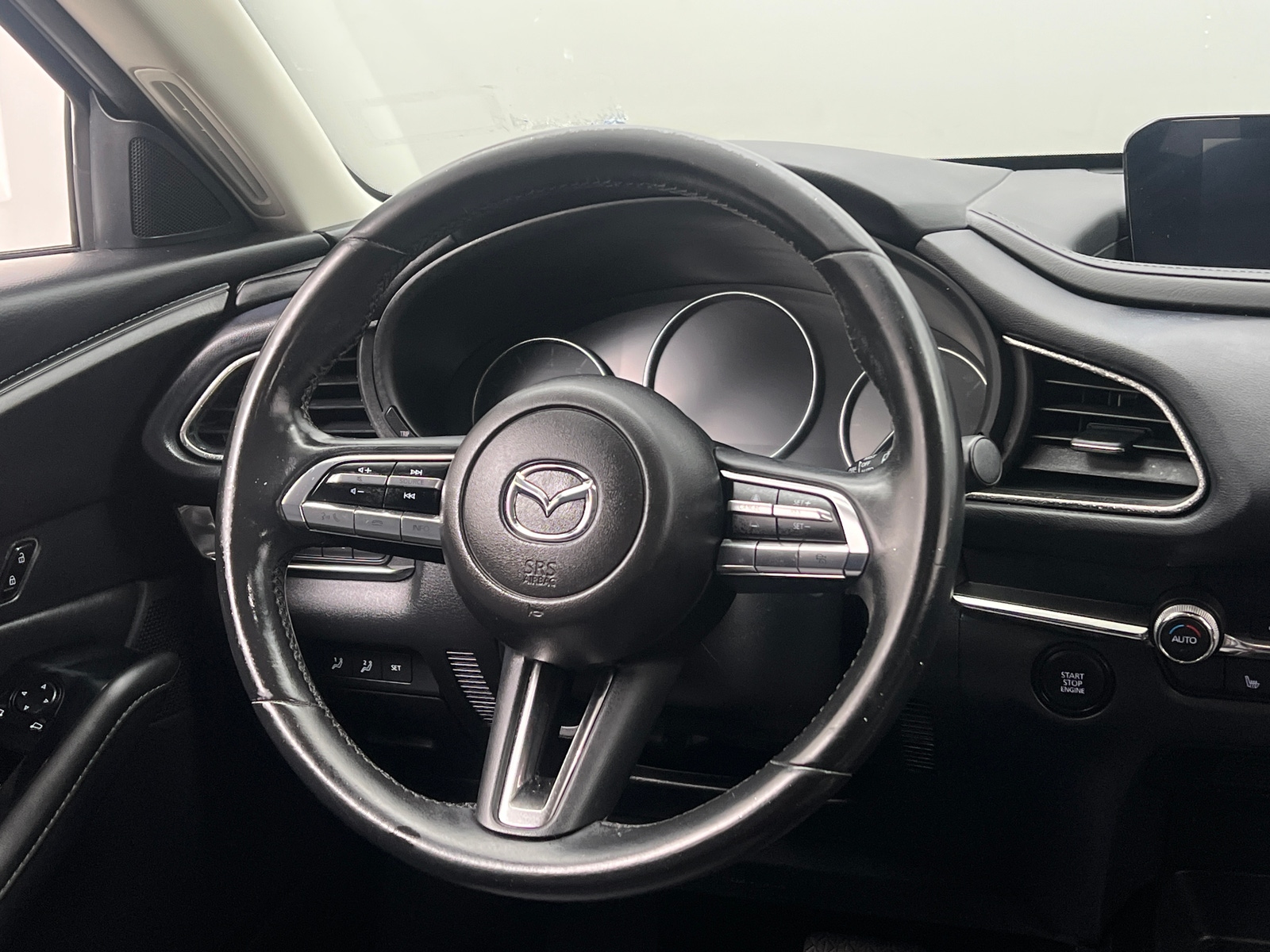 Thumbnail: 2023 Mazda CX-30 - 4