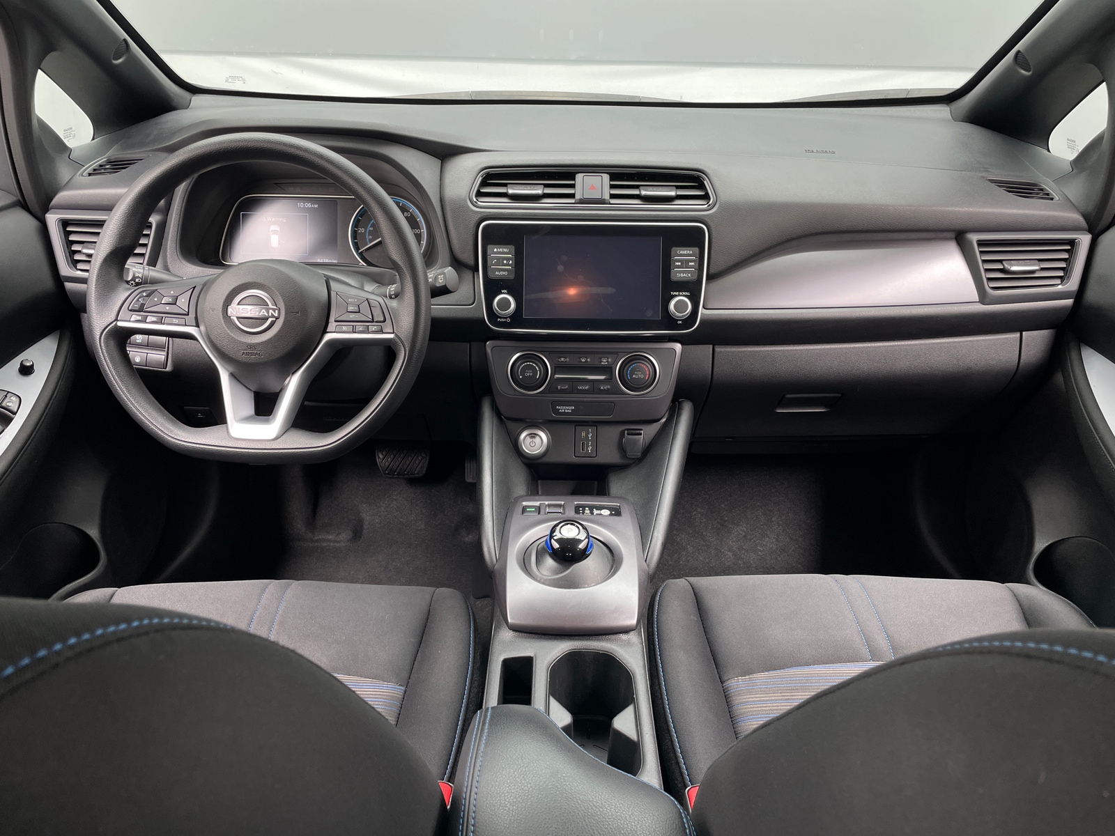 Thumbnail: 2025 Nissan Leaf - 3