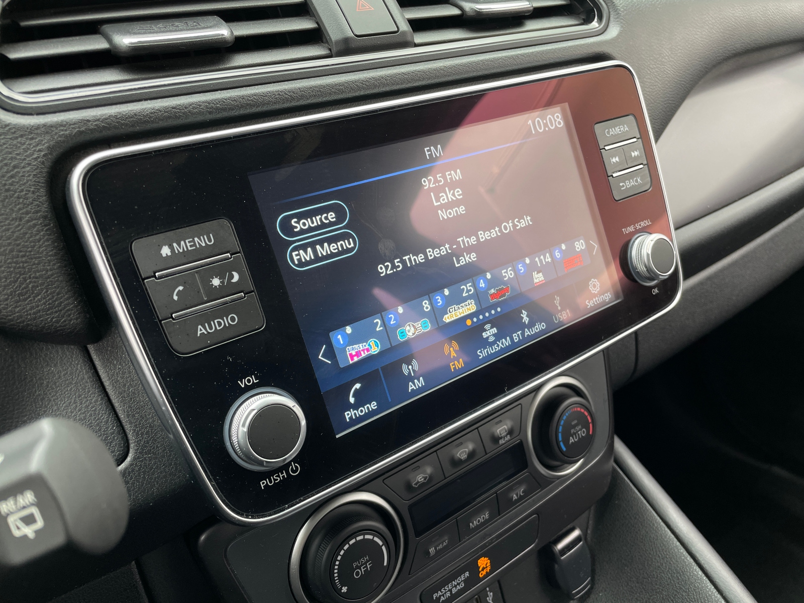 Thumbnail: 2025 Nissan Leaf - 4