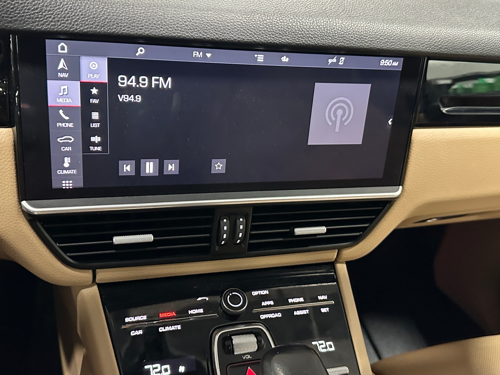 Thumbnail: 2020 Porsche Cayenne - 4