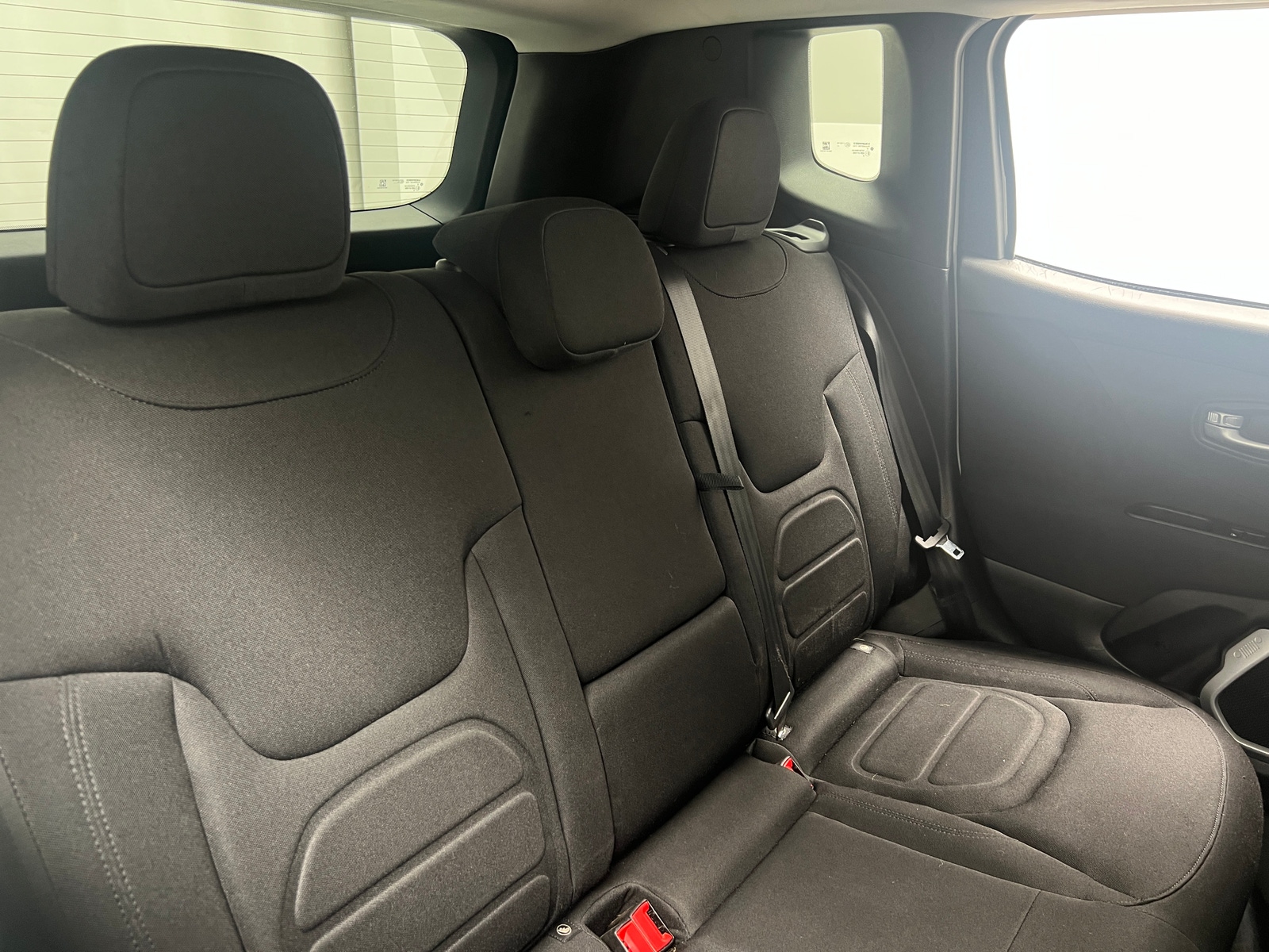 Thumbnail: 2018 Jeep Renegade - 6