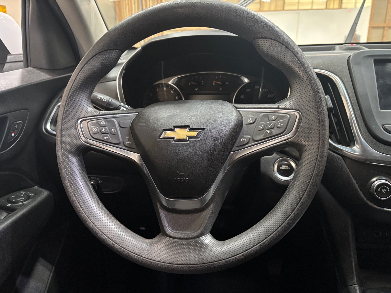 Thumbnail: 2021 Chevrolet Equinox - 5