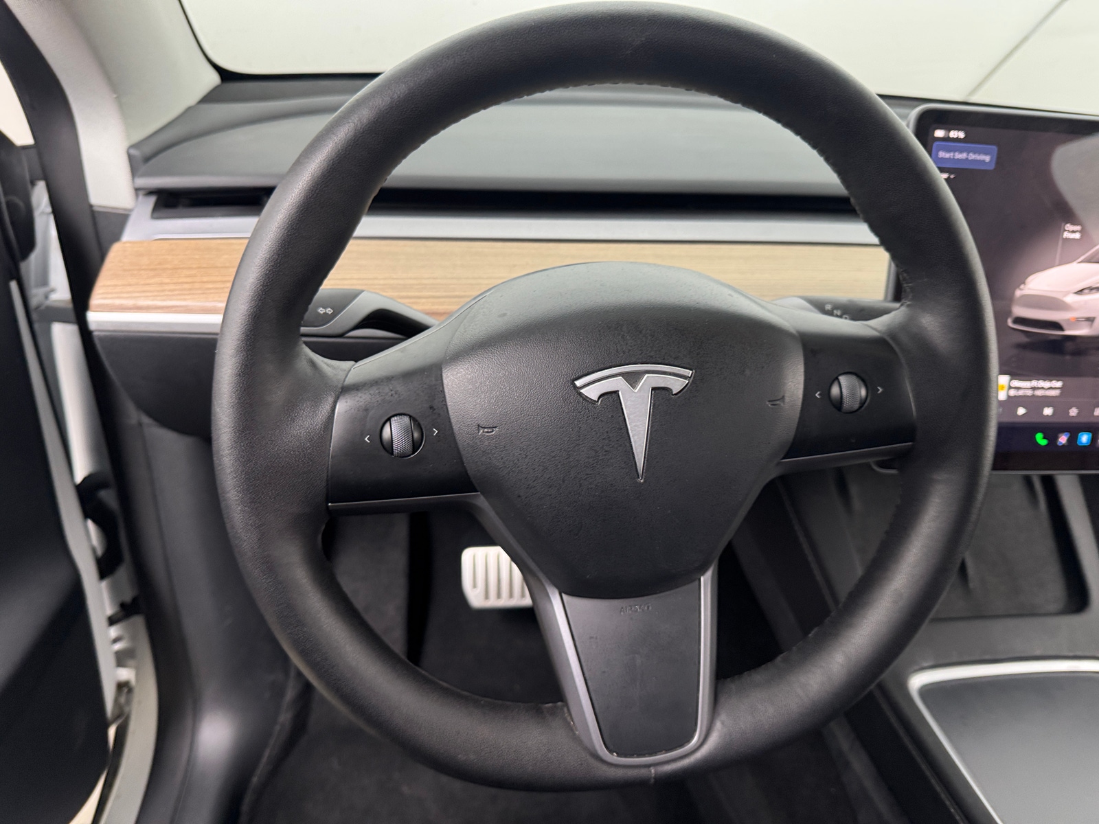 Thumbnail: 2023 Tesla Model Y - 4