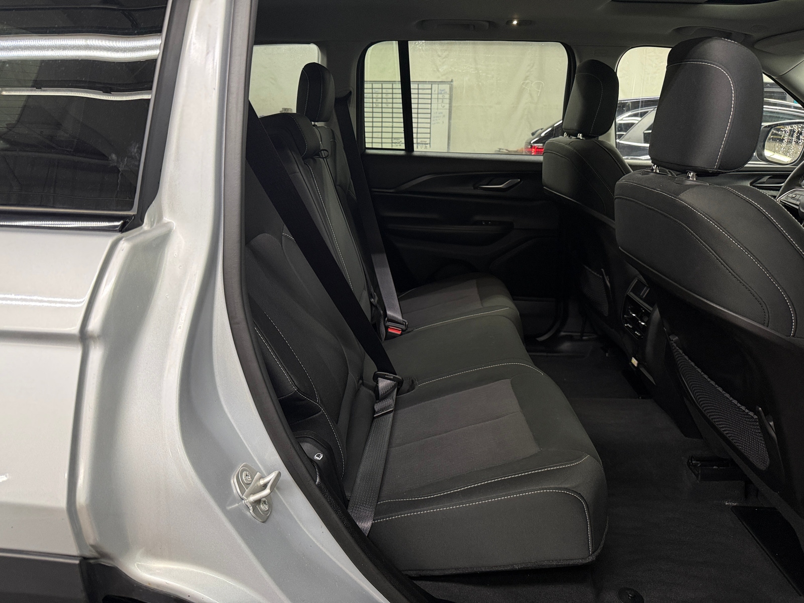 Thumbnail: 2023 Jeep Grand Cherokee - 6