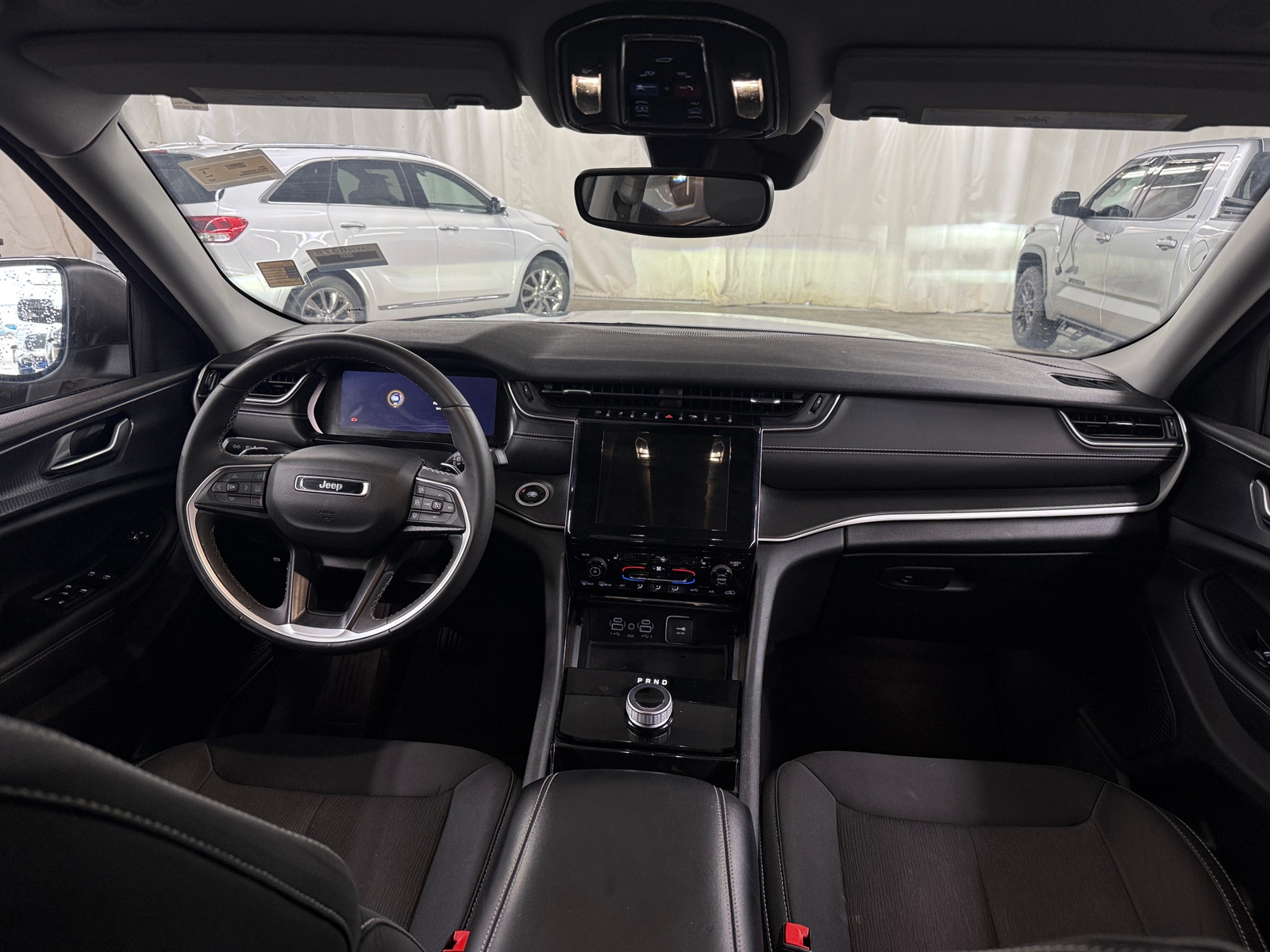 Thumbnail: 2023 Jeep Grand Cherokee - 3