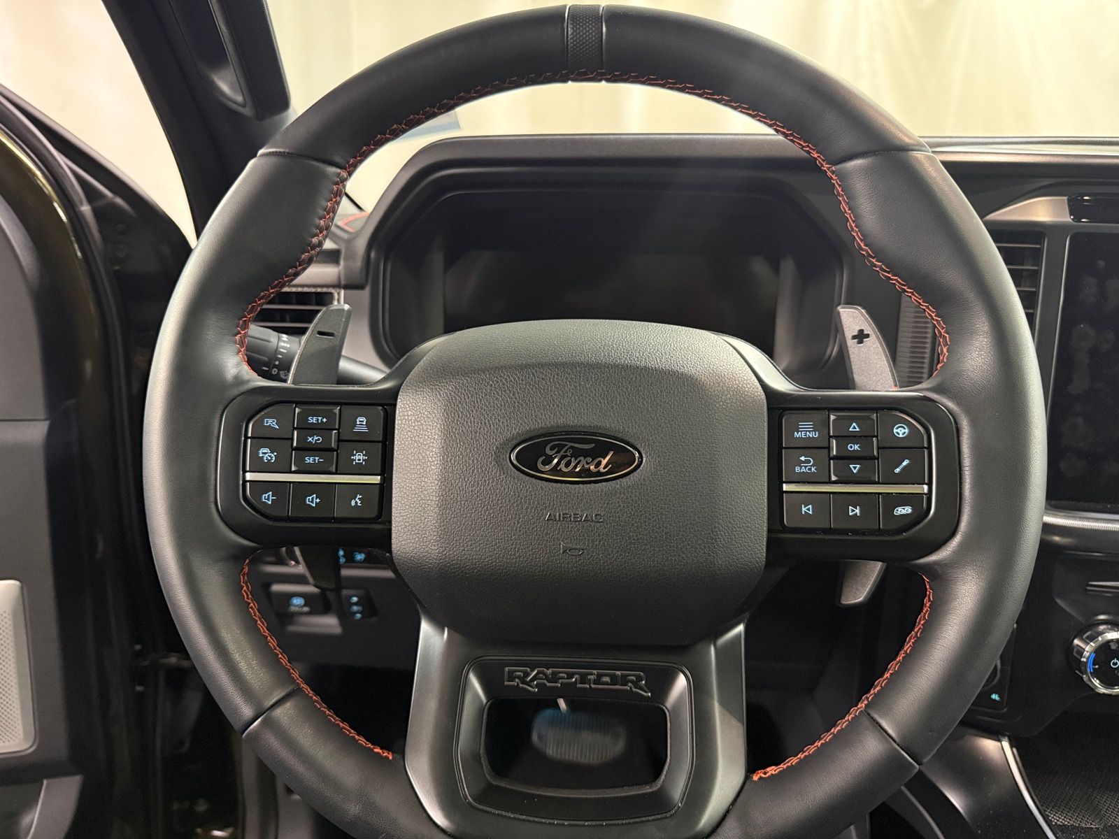 Thumbnail: 2024 Ford Econoline - 4