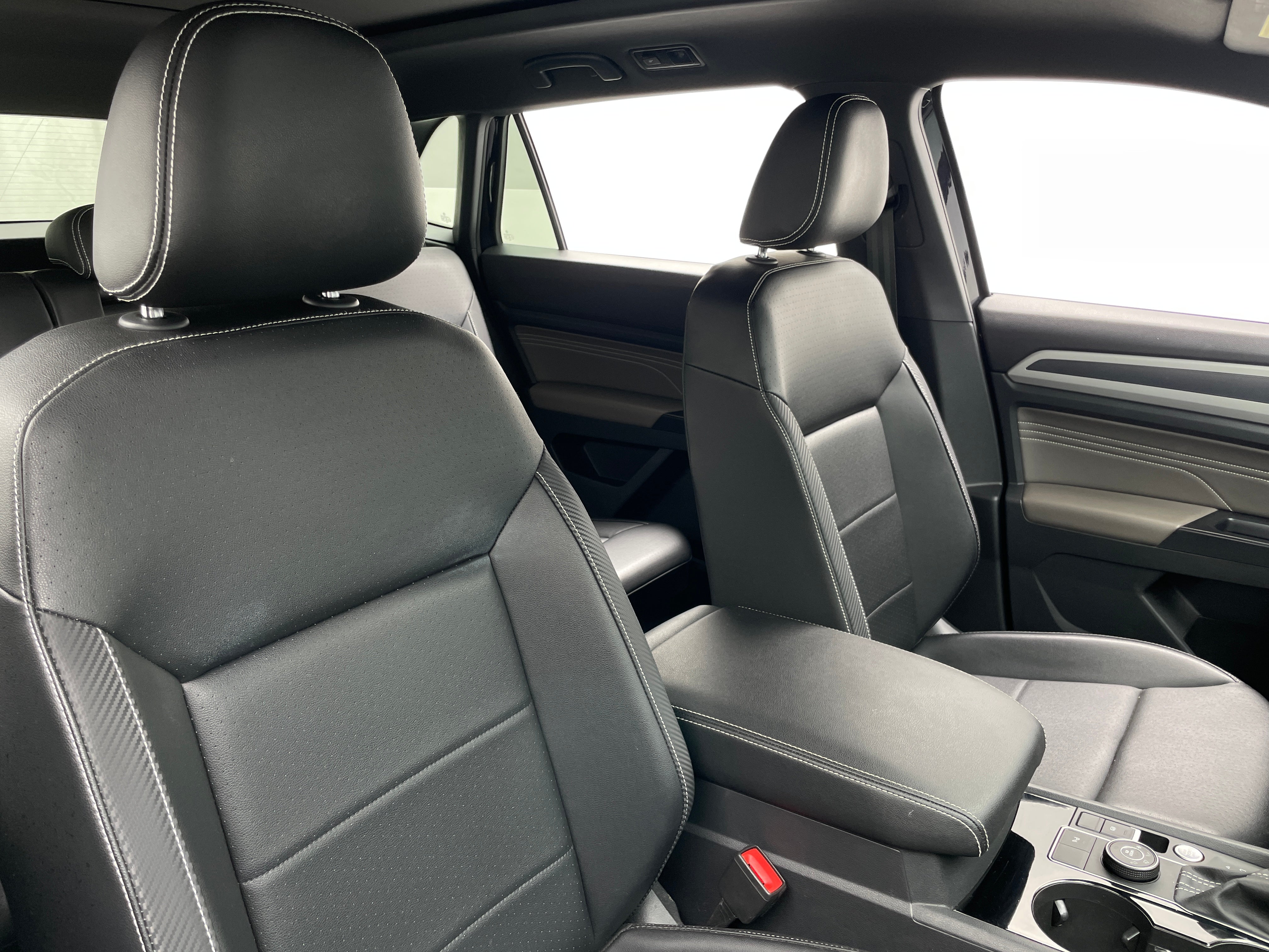 2021 Volkswagen Atlas Cross Sport SEL R-Line