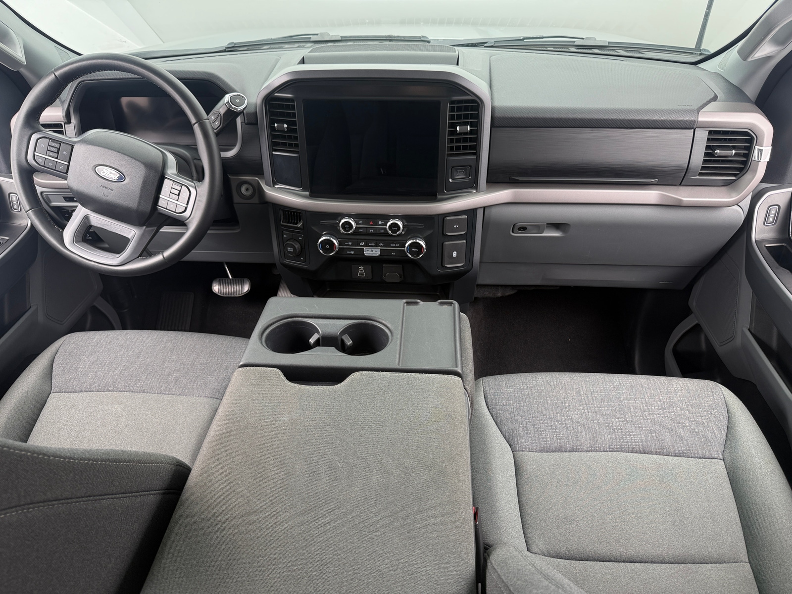 Thumbnail: 2025 Ford Econoline - 3