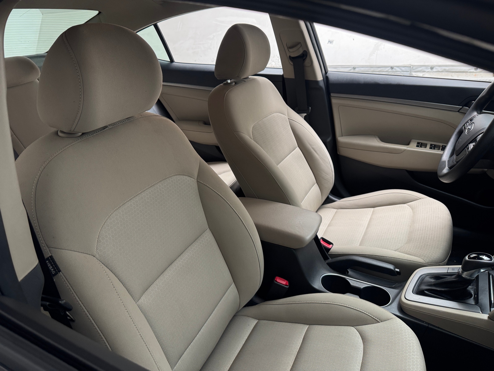 Thumbnail: 2017 Hyundai Elantra - 2