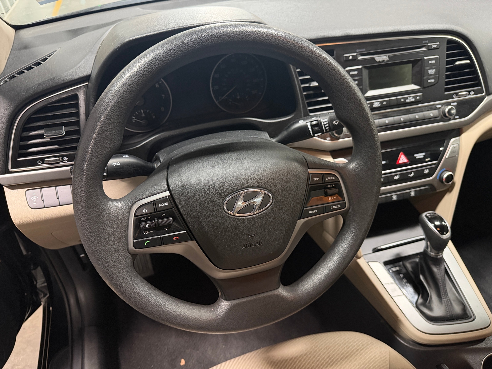 Thumbnail: 2017 Hyundai Elantra - 5