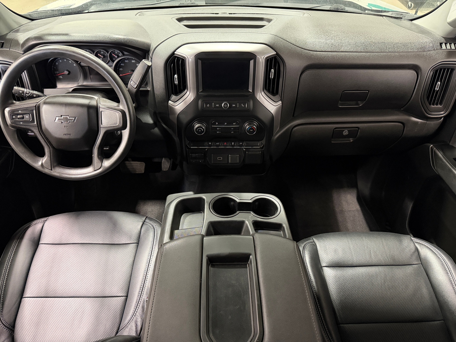 Thumbnail: 2020 Chevrolet Silverado 1500 - 3
