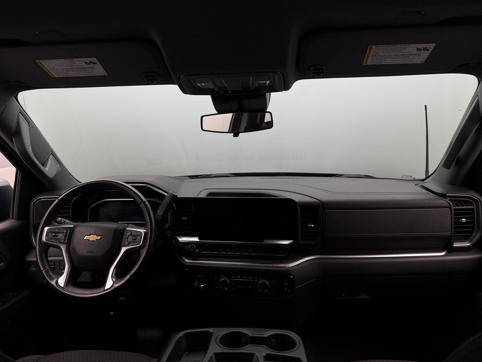 Thumbnail: 2022 Chevrolet Silverado 1500 - 3