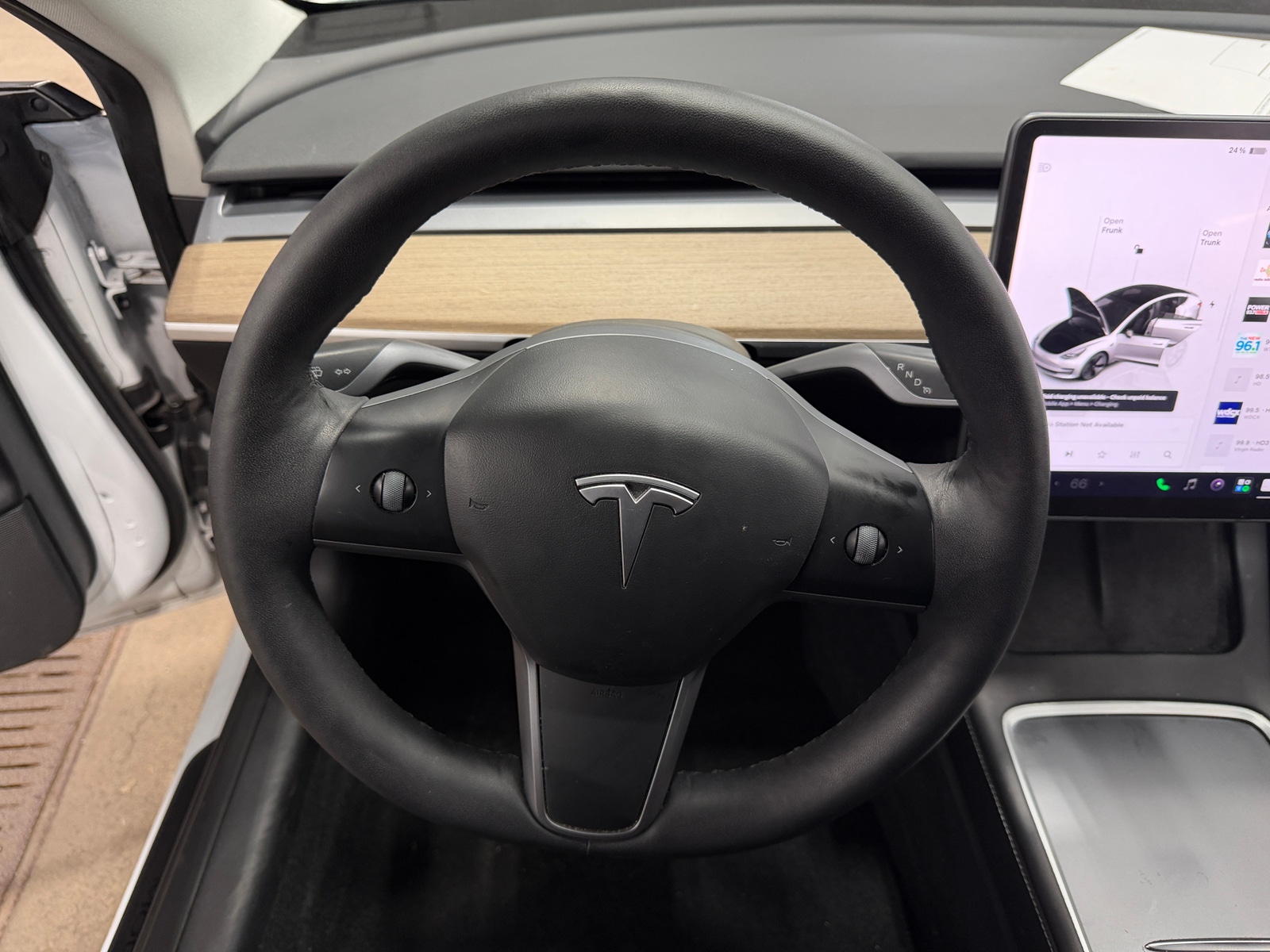 Thumbnail: 2022 Tesla Model 3 - 4
