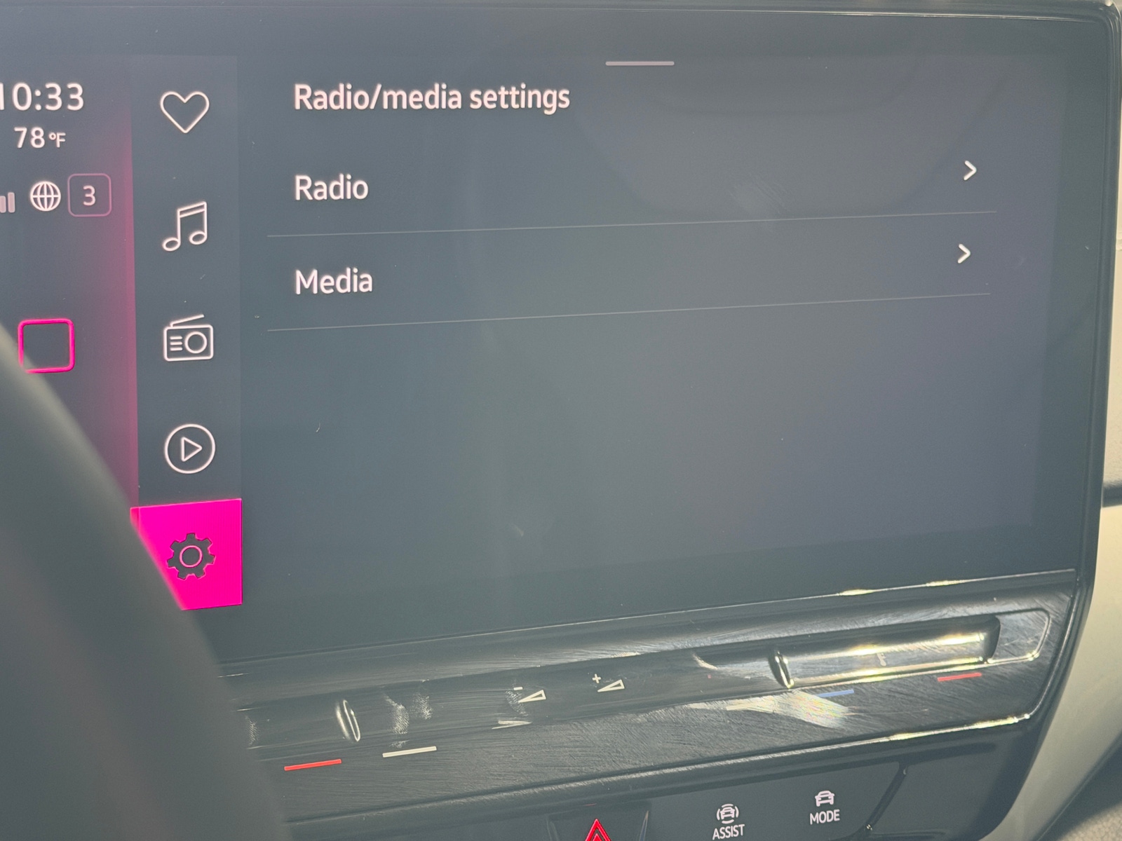 Thumbnail: 2023 Volkswagen ID.4 - 3
