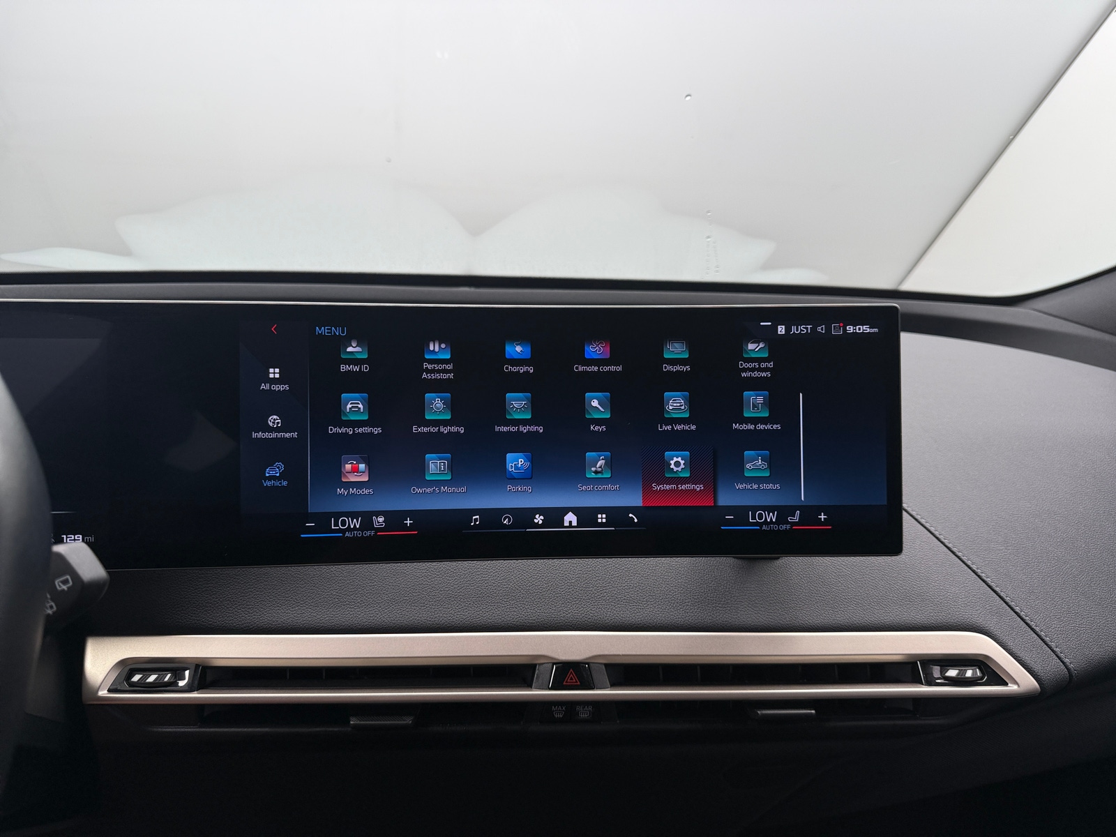 Thumbnail: 2024 BMW iX - 3