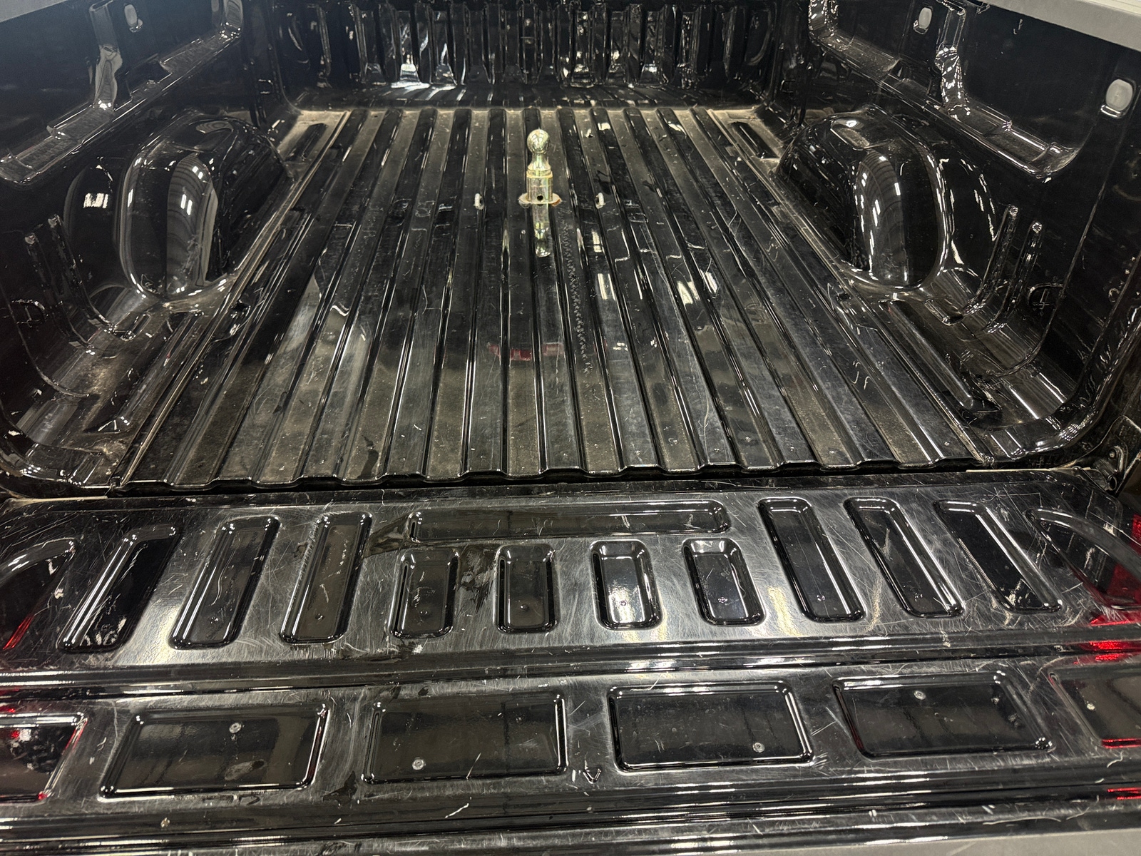 Thumbnail: 2018 Chevrolet Silverado 1500 - 7