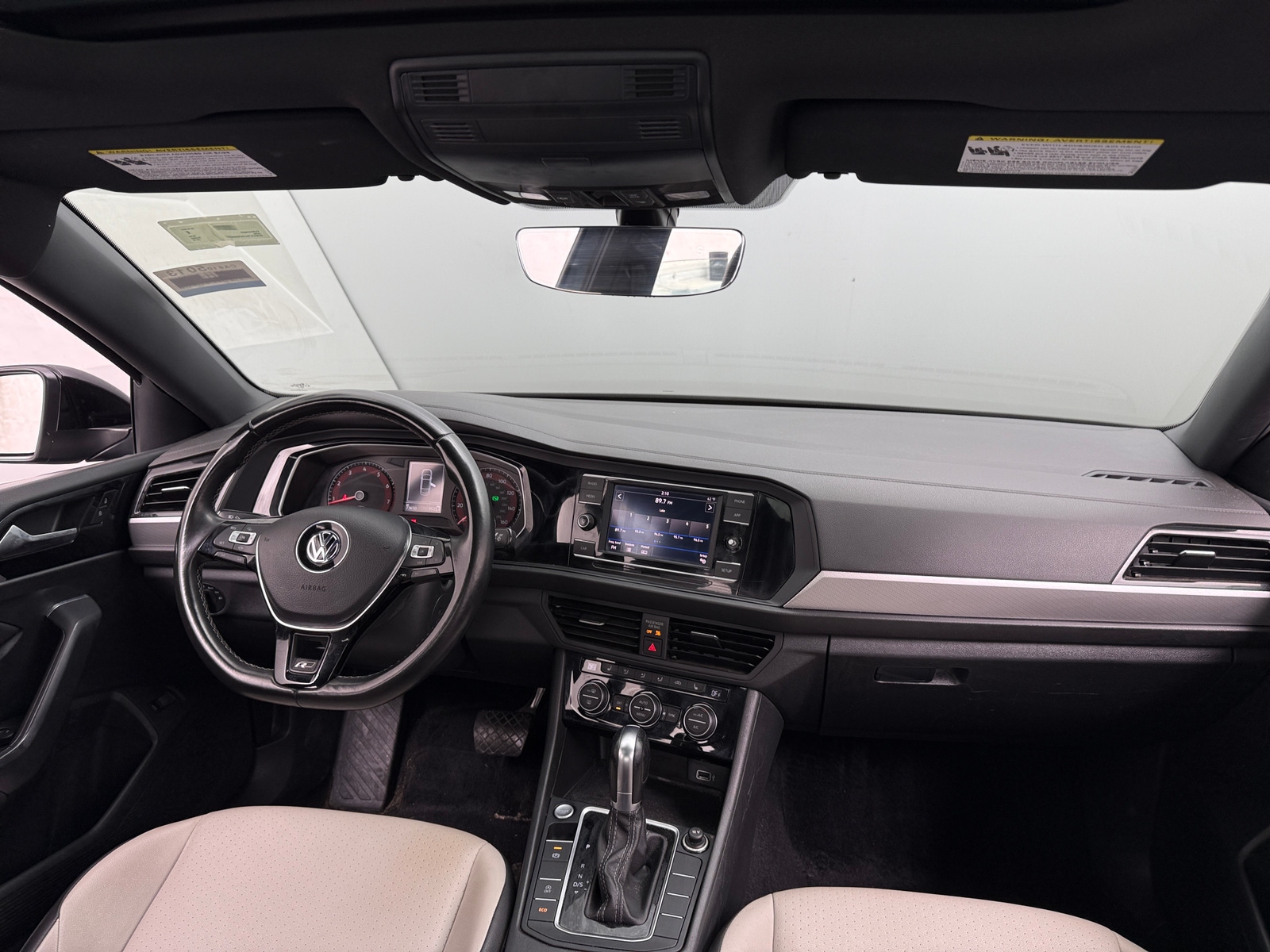 Thumbnail: 2019 Volkswagen Jetta - 3