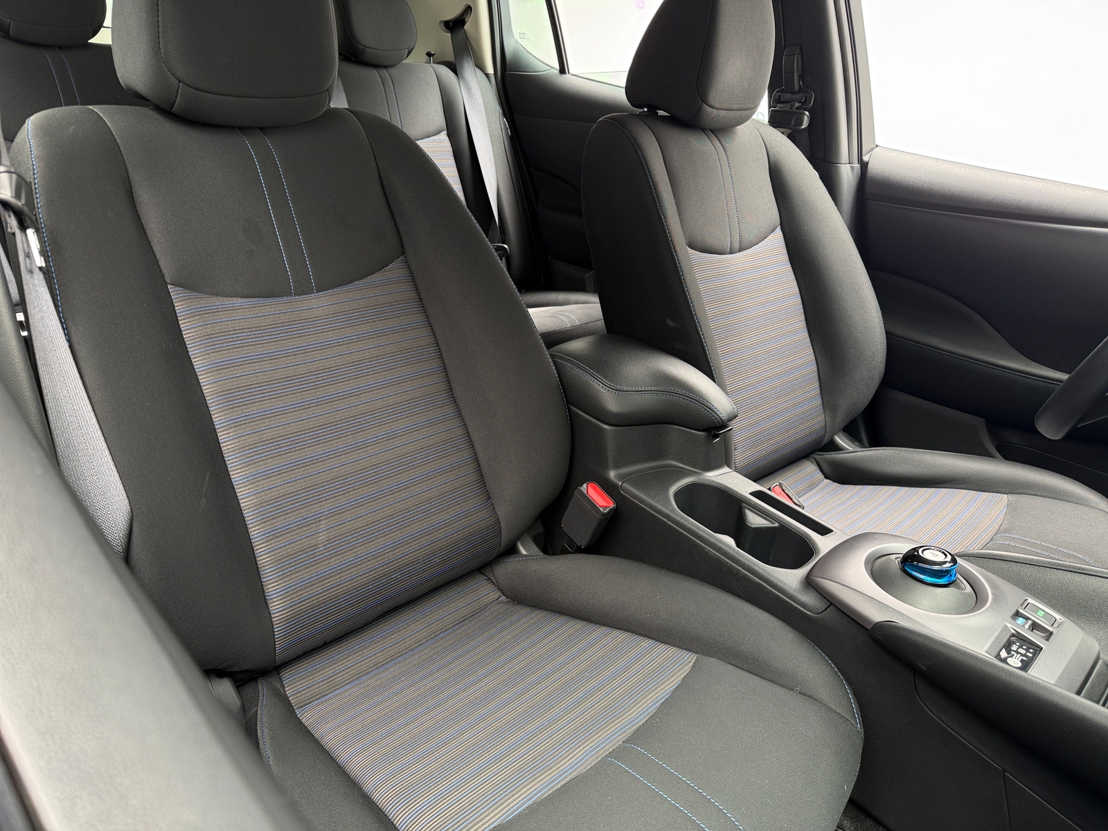 Thumbnail: 2025 Nissan Leaf - 2