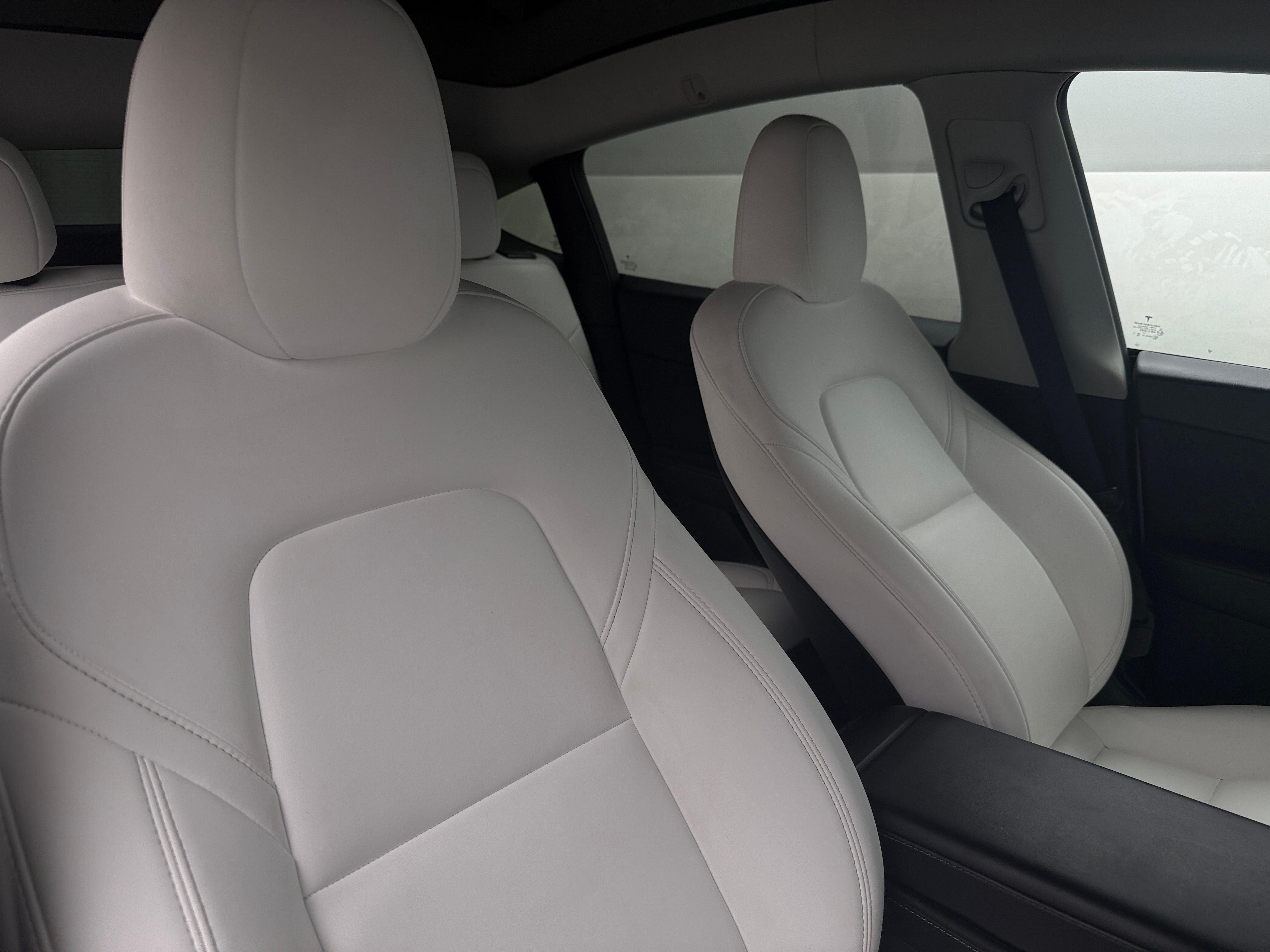 Used 2024 Tesla Model Y Long Range with VIN 7SAYGAEE0RF984017 for sale in Auburn, WA