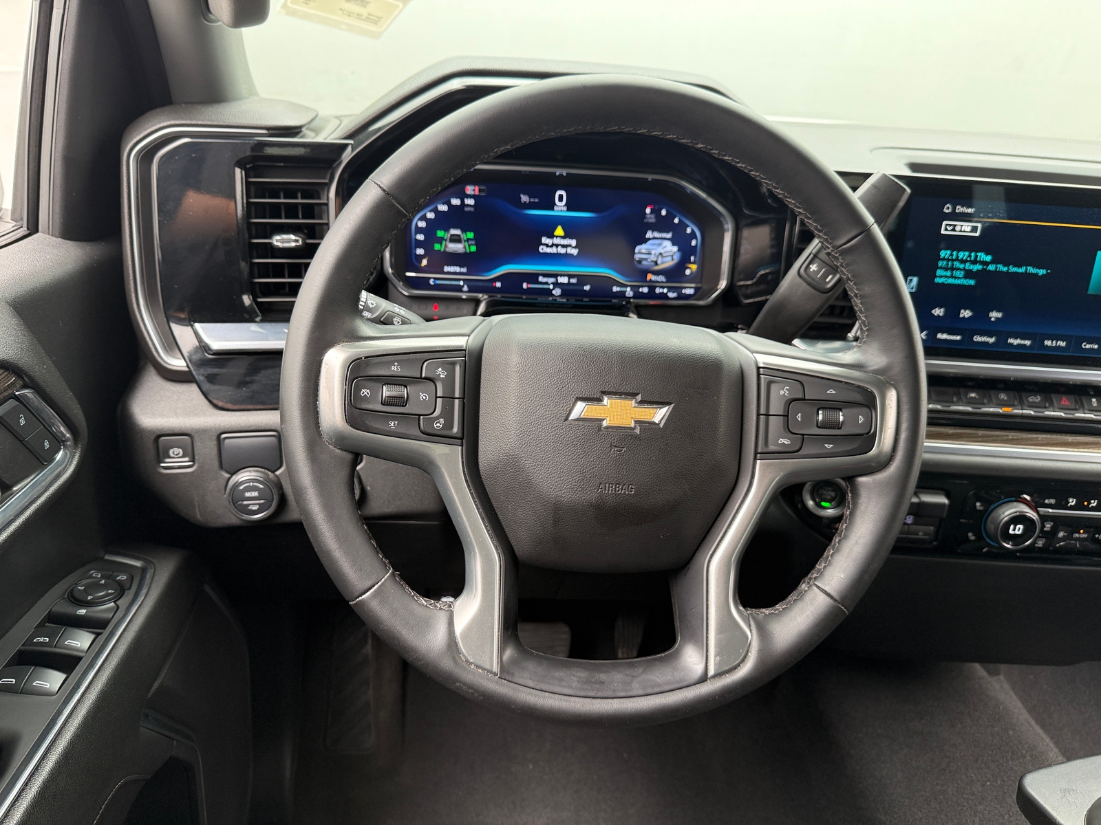 Thumbnail: 2024 Chevrolet Silverado 1500 - 5