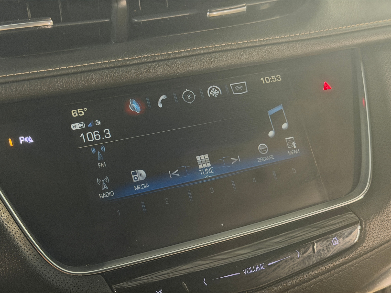 Thumbnail: 2019 Cadillac XT5 - 3
