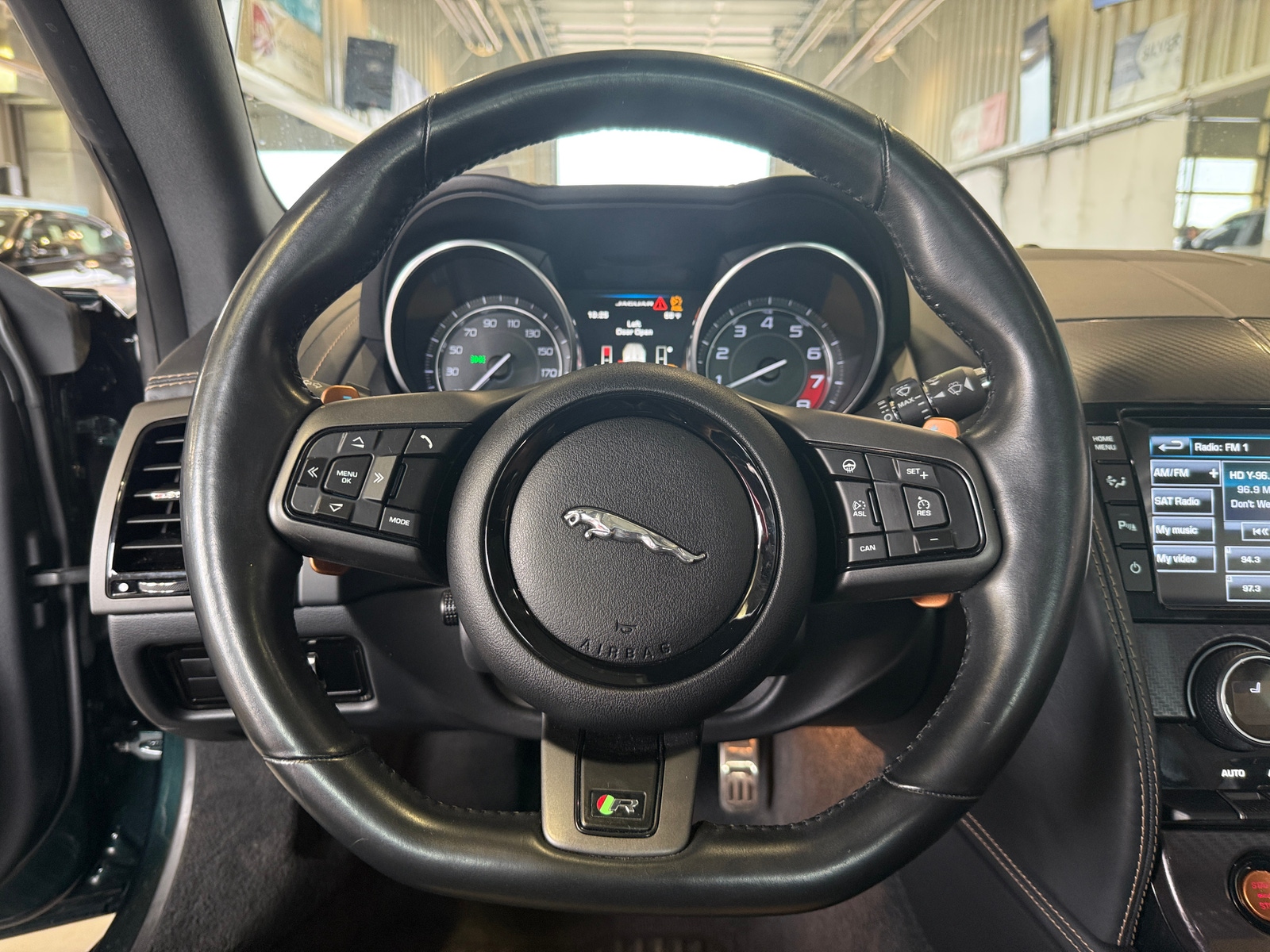 Thumbnail: 2015 Jaguar F-Type - 3